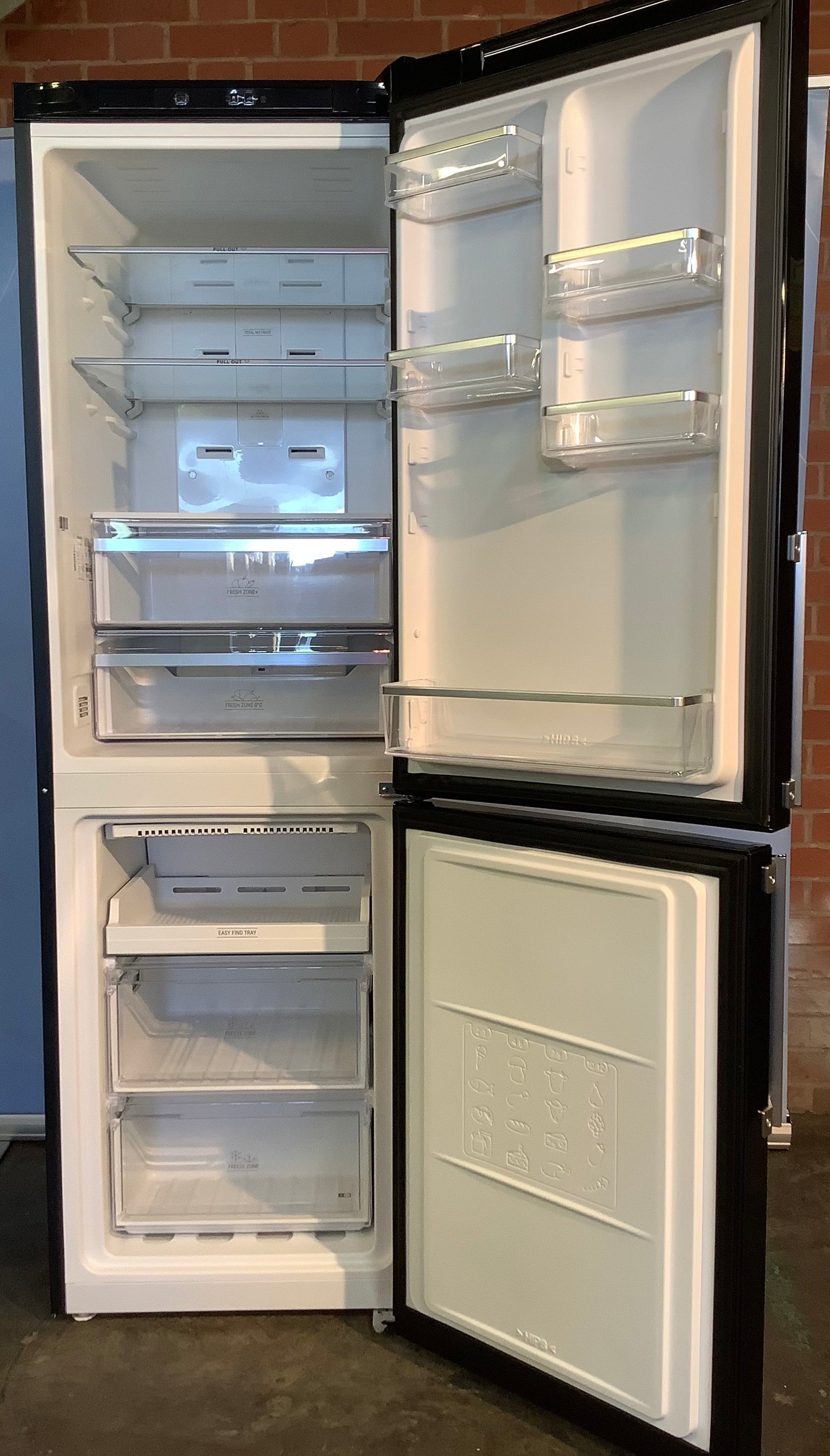Hotpoint Fridge Freezer H5T811IKH L48083