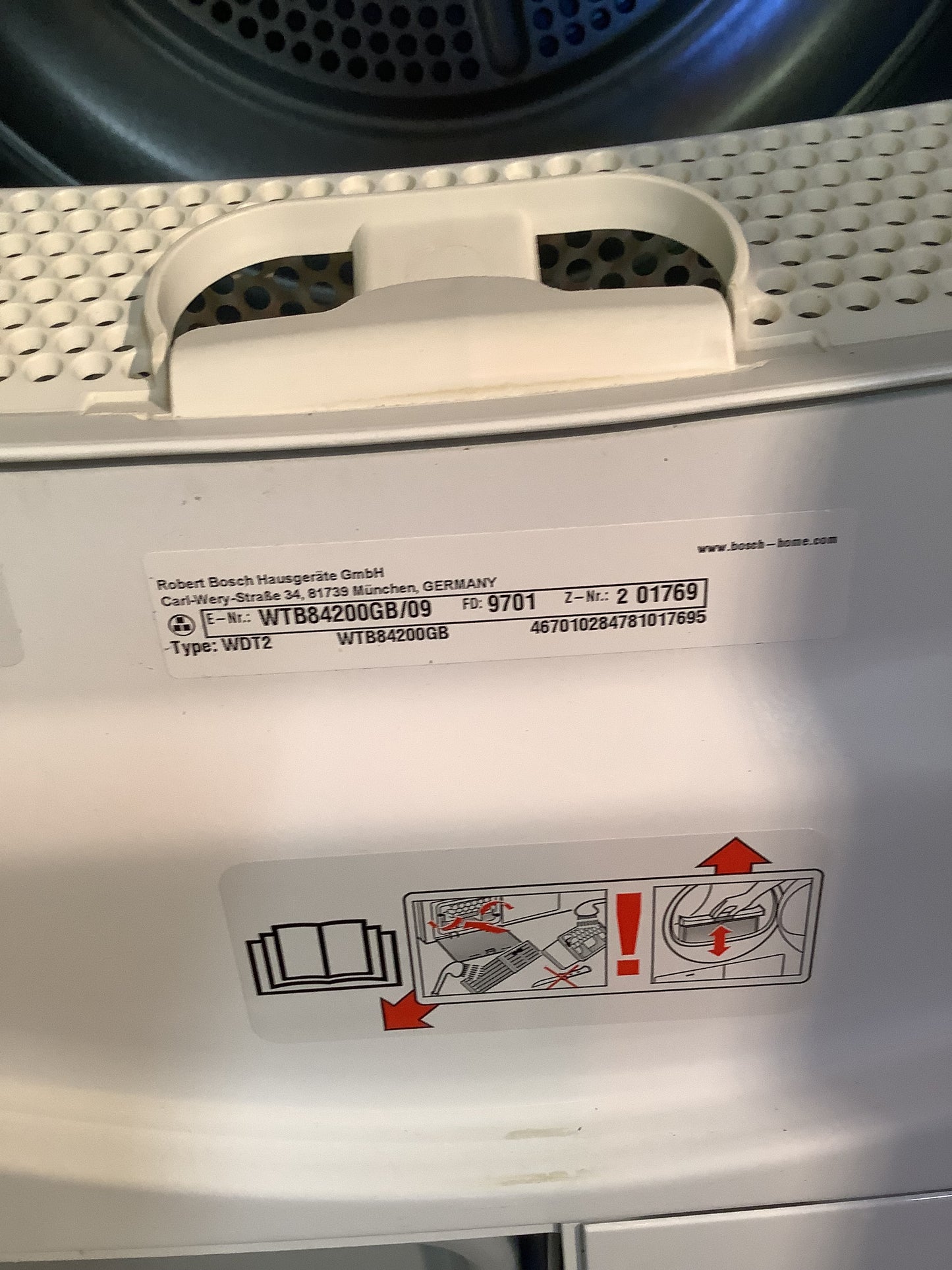 Bosch 8kg Tumble Dryer WTB84200GB L48113