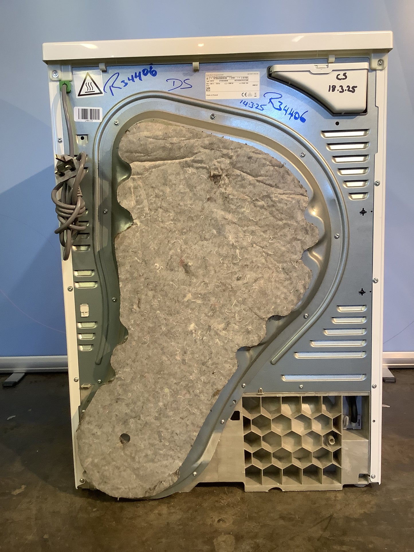 Bosch 8kg Tumble Dryer WTB84200GB L48113