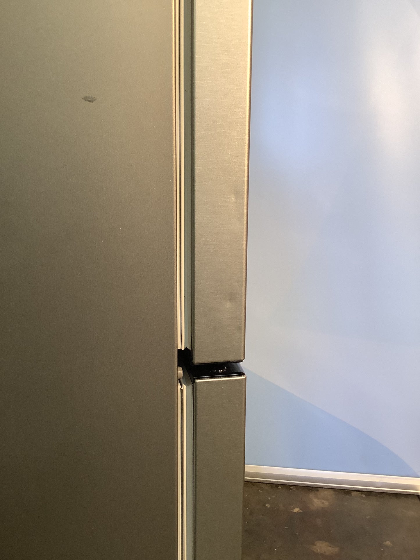 Samsung Fridge Freezer RB31FDRNDSA L47711