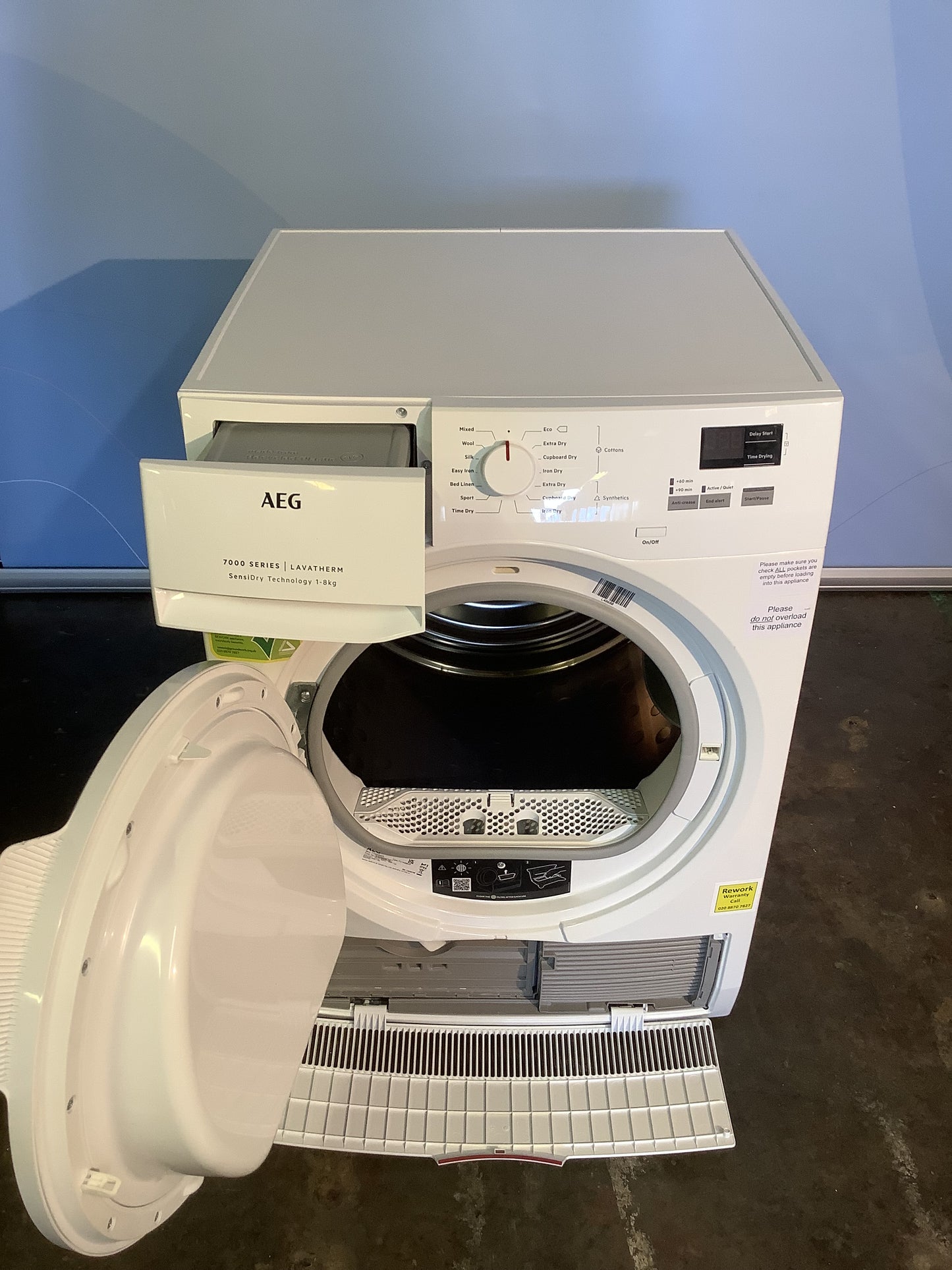 AEG 8kg Tumble Dryer T7DBK840N L48680