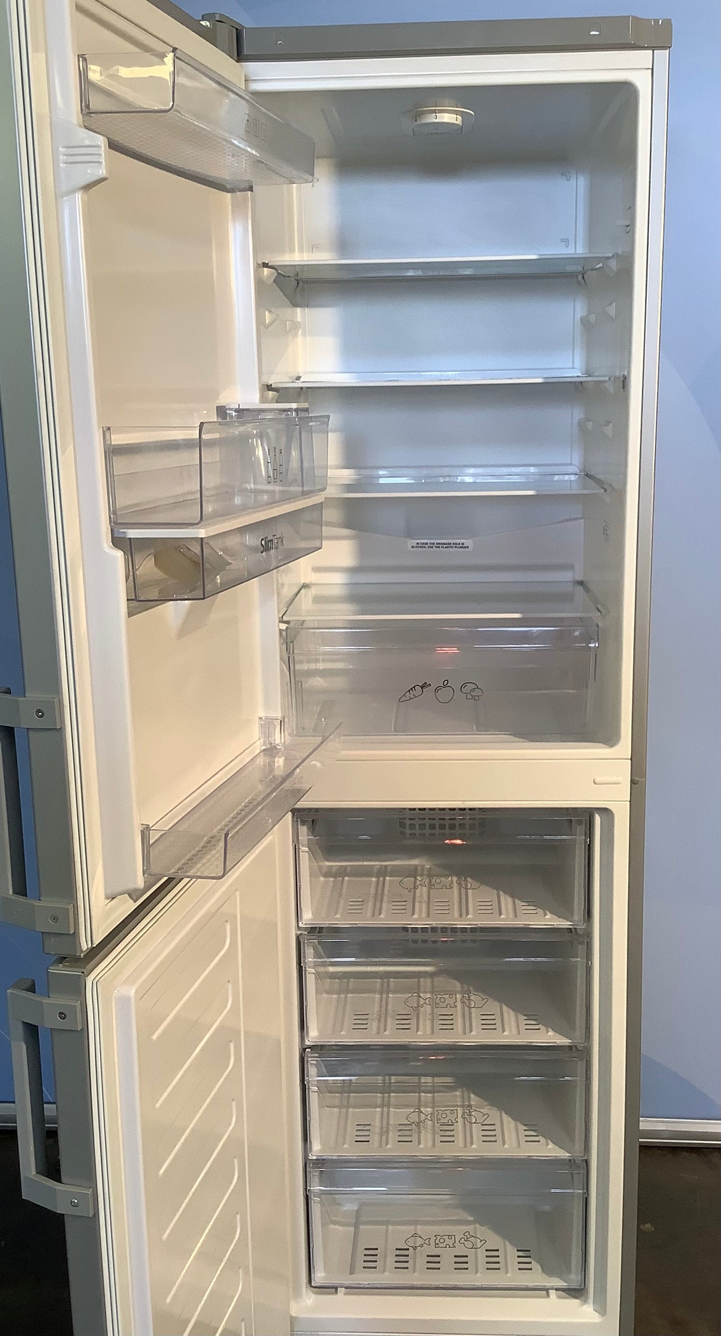Beko Fridge Freezer CXFP1582DS L48075