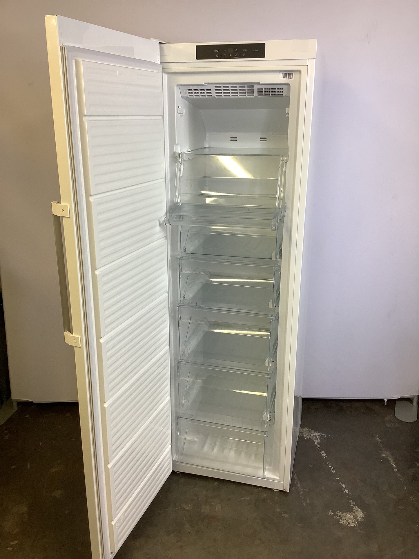 Indesit Freestanding Freezer U18F1CWUK1 L49091