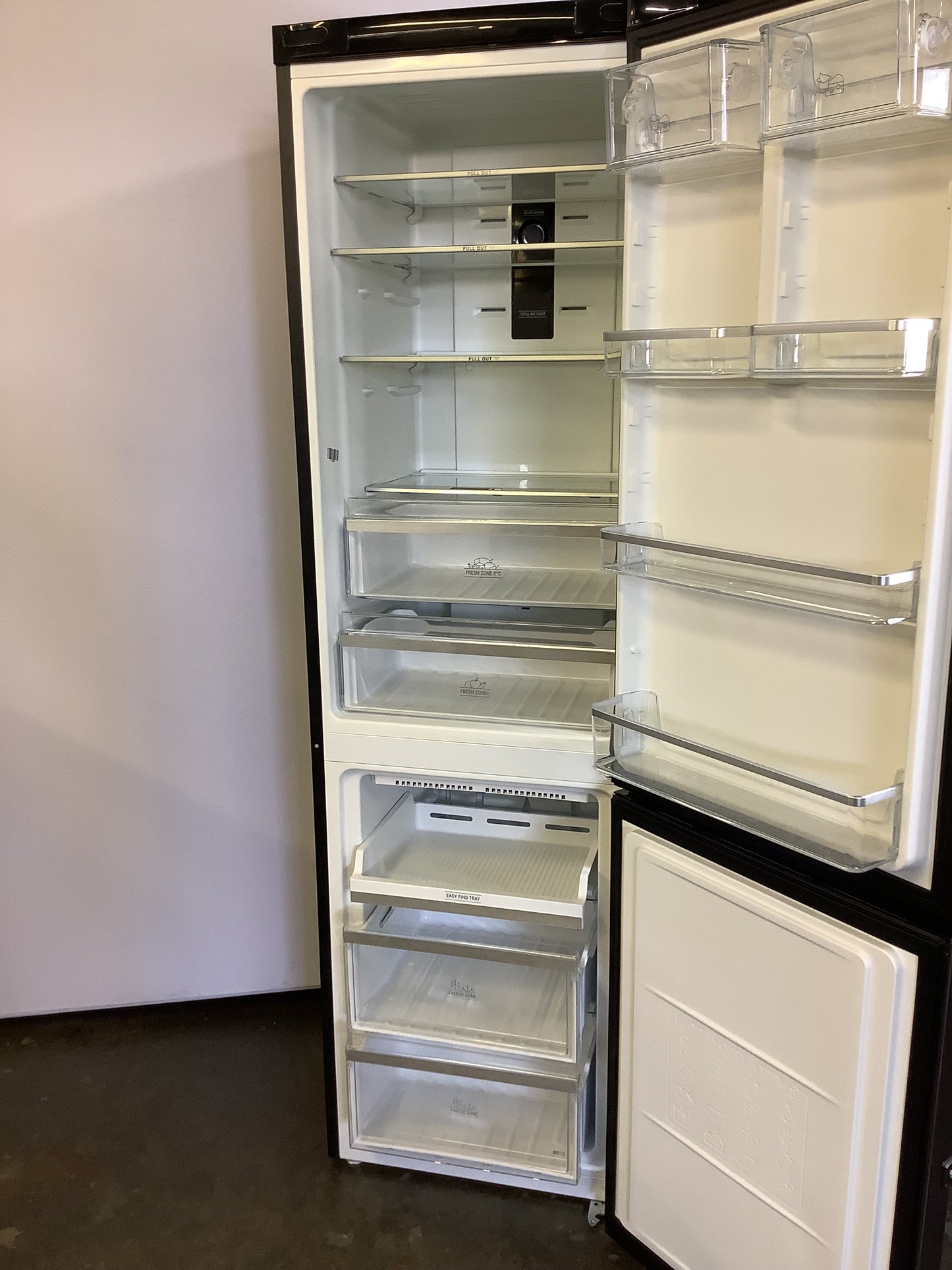 Hotpoint Fridge Freezer H7T911KSH L49386