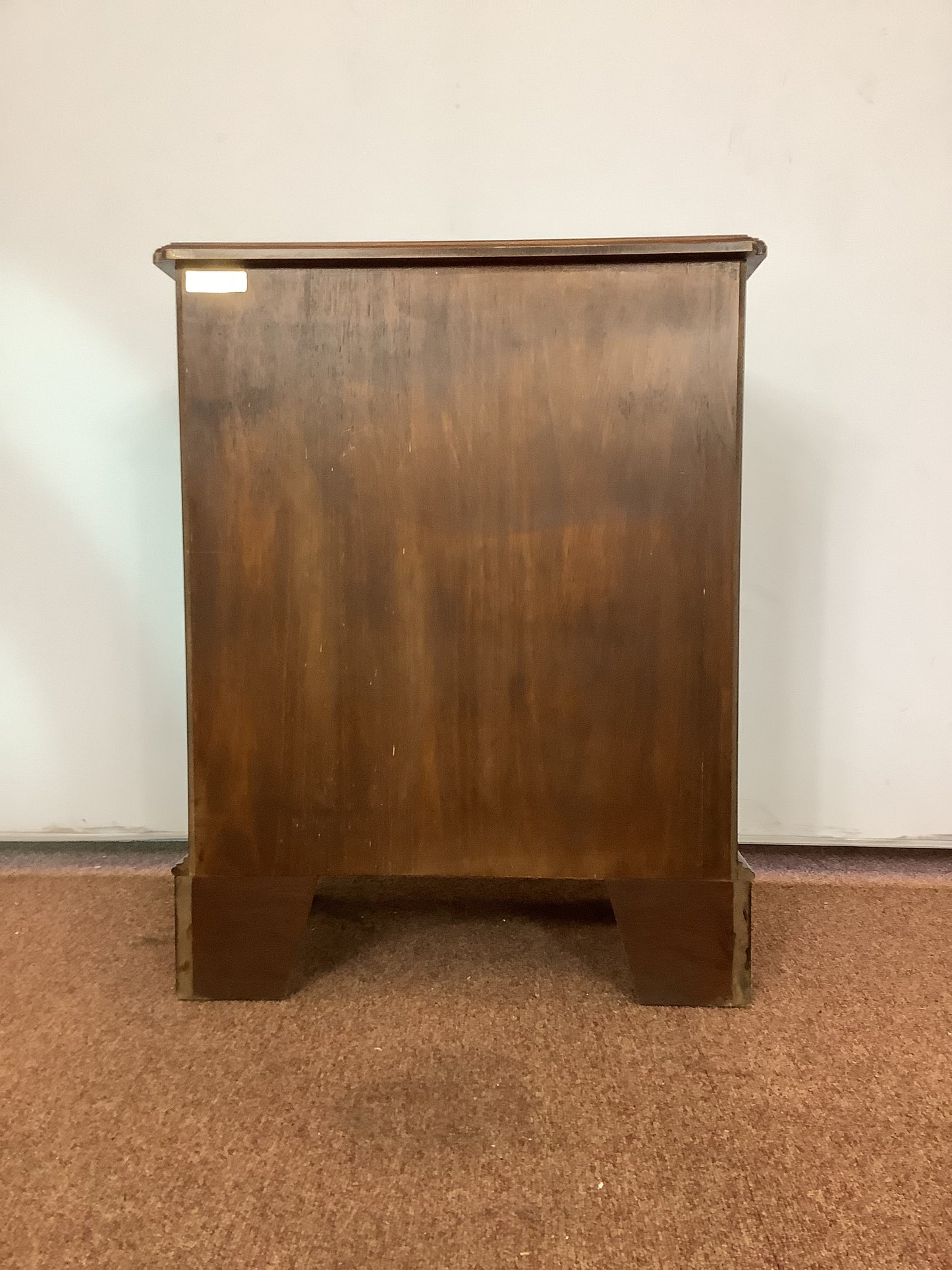 Paul Smith Georgian Style Walnut 4 Draw Chest of Drawers F27410.