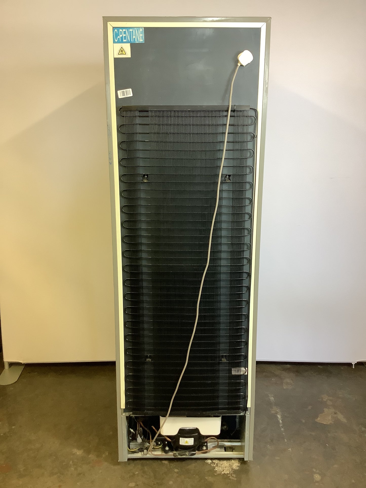 Hotpoint Freestanding Fridge SDAH1832V L48106