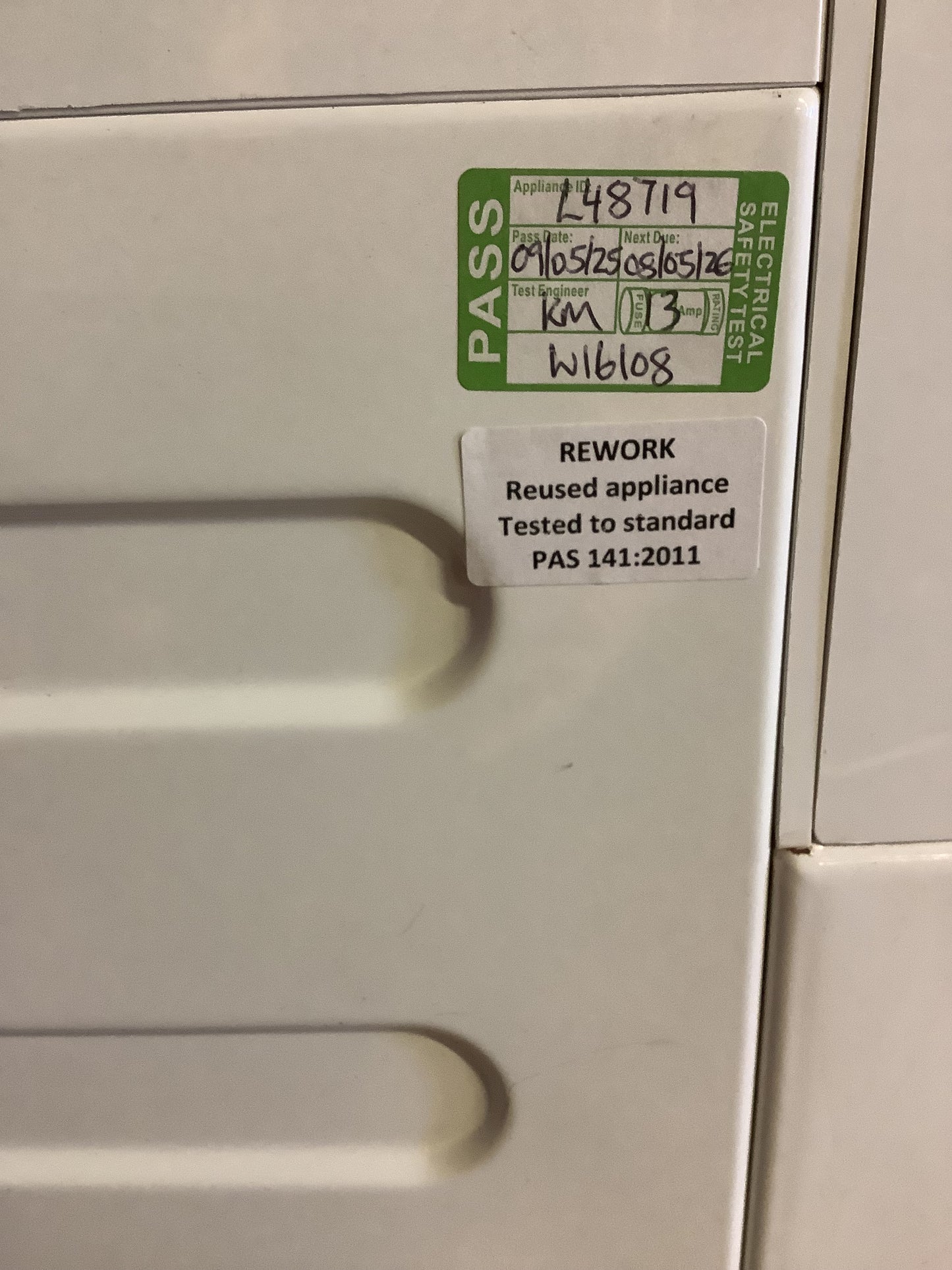 AEG 9kg Washing Machine L8FEC946R L48719