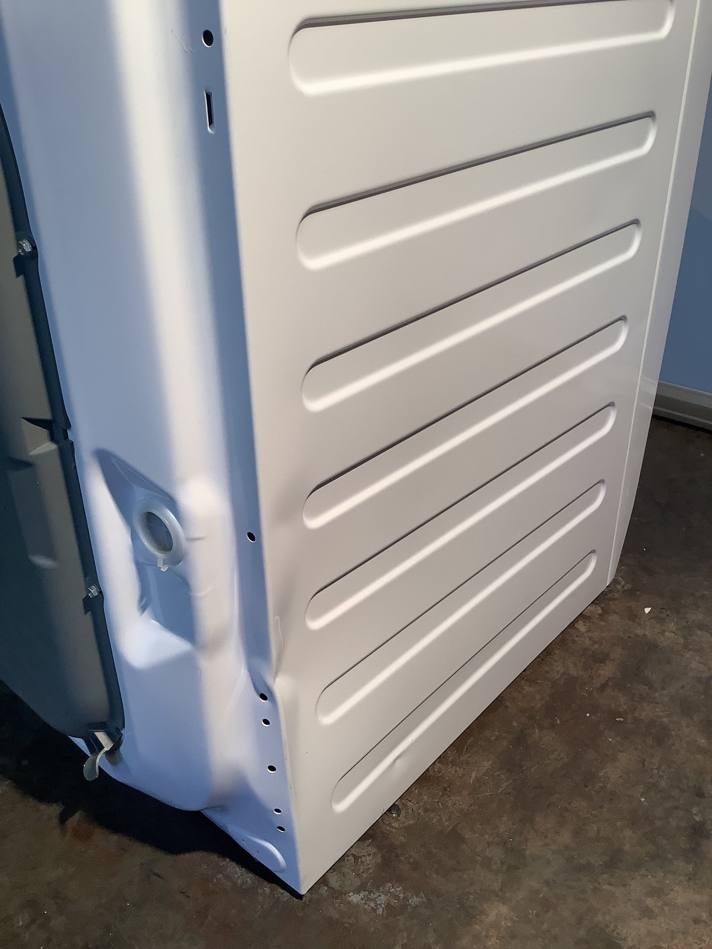 AEG 9kg Washing Machine L8FEC946R L48719