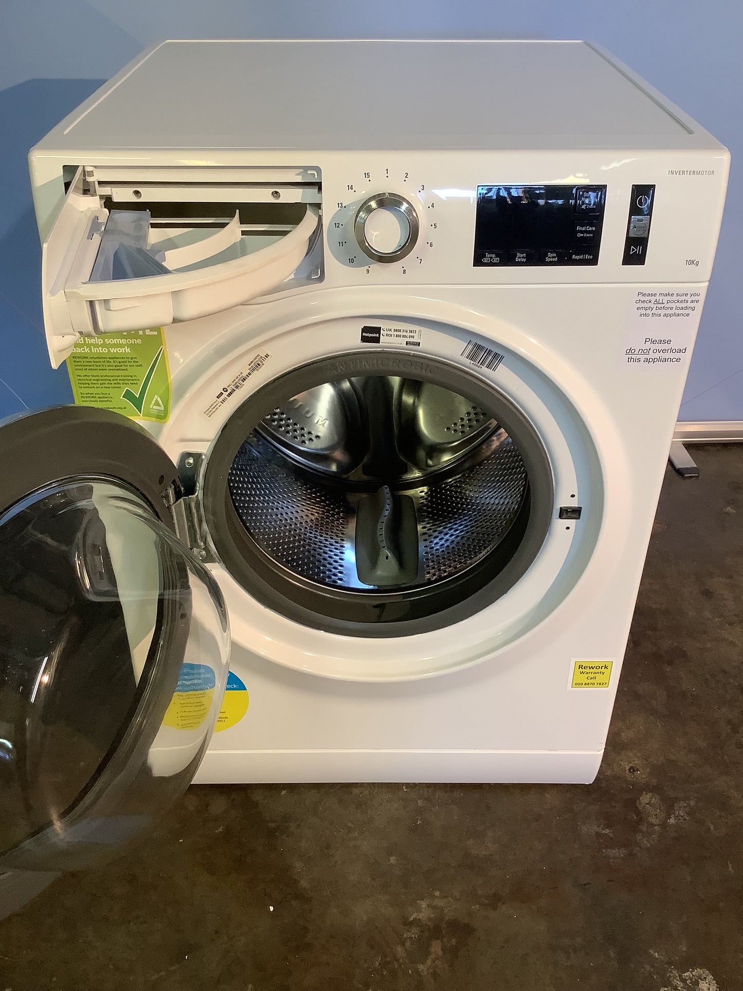 Hotpoint 10kg Washing Machine NM111045WC L48804