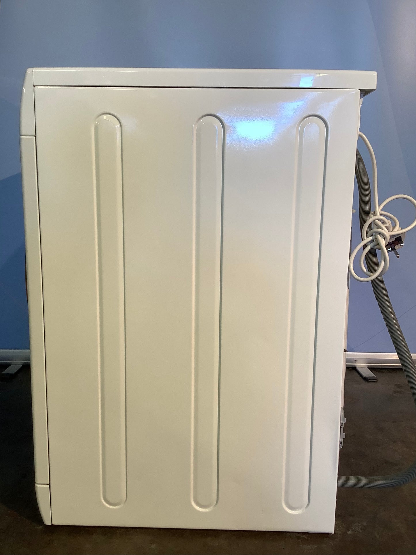 Hotpoint 10kg Washing Machine NM111045WC L48804