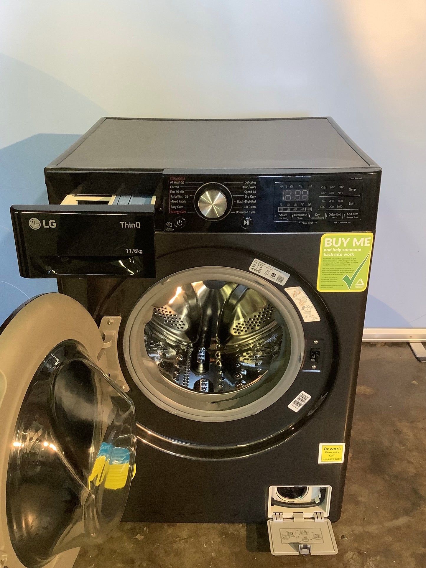 LG 11kg/6kg Washer Dryer FWY916BBTN1 { WiFi Enabled } L48748