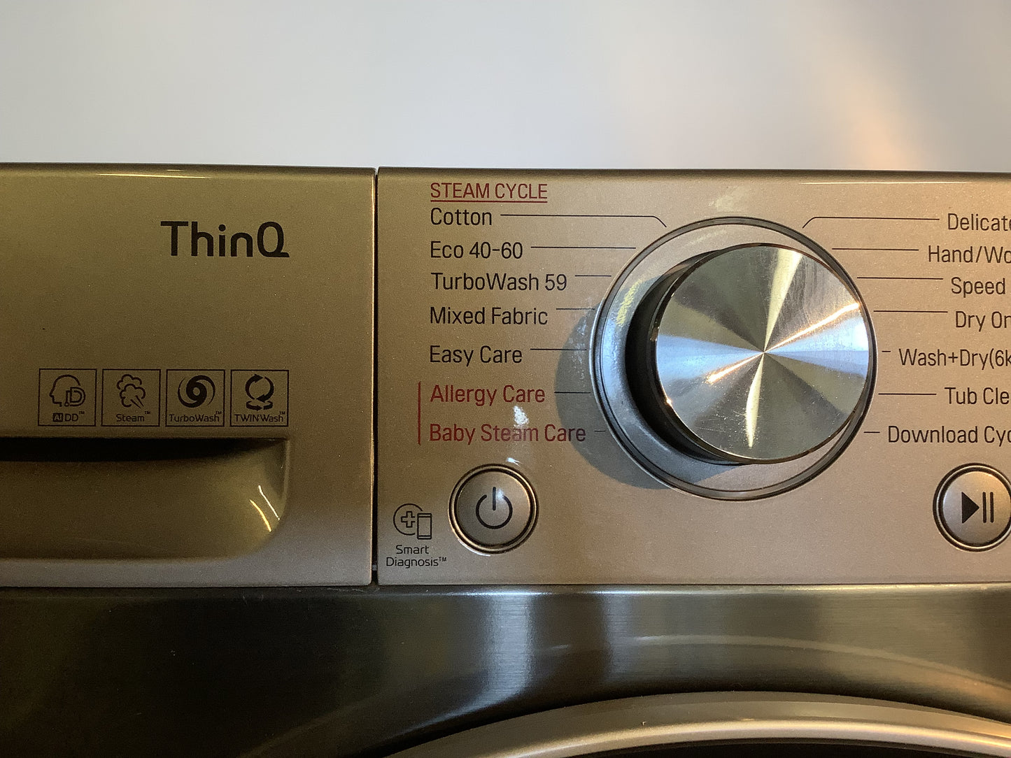 LG 9kg/6kg Washer Dryer FWV796STSE ( WiFi Enabled ) L48749