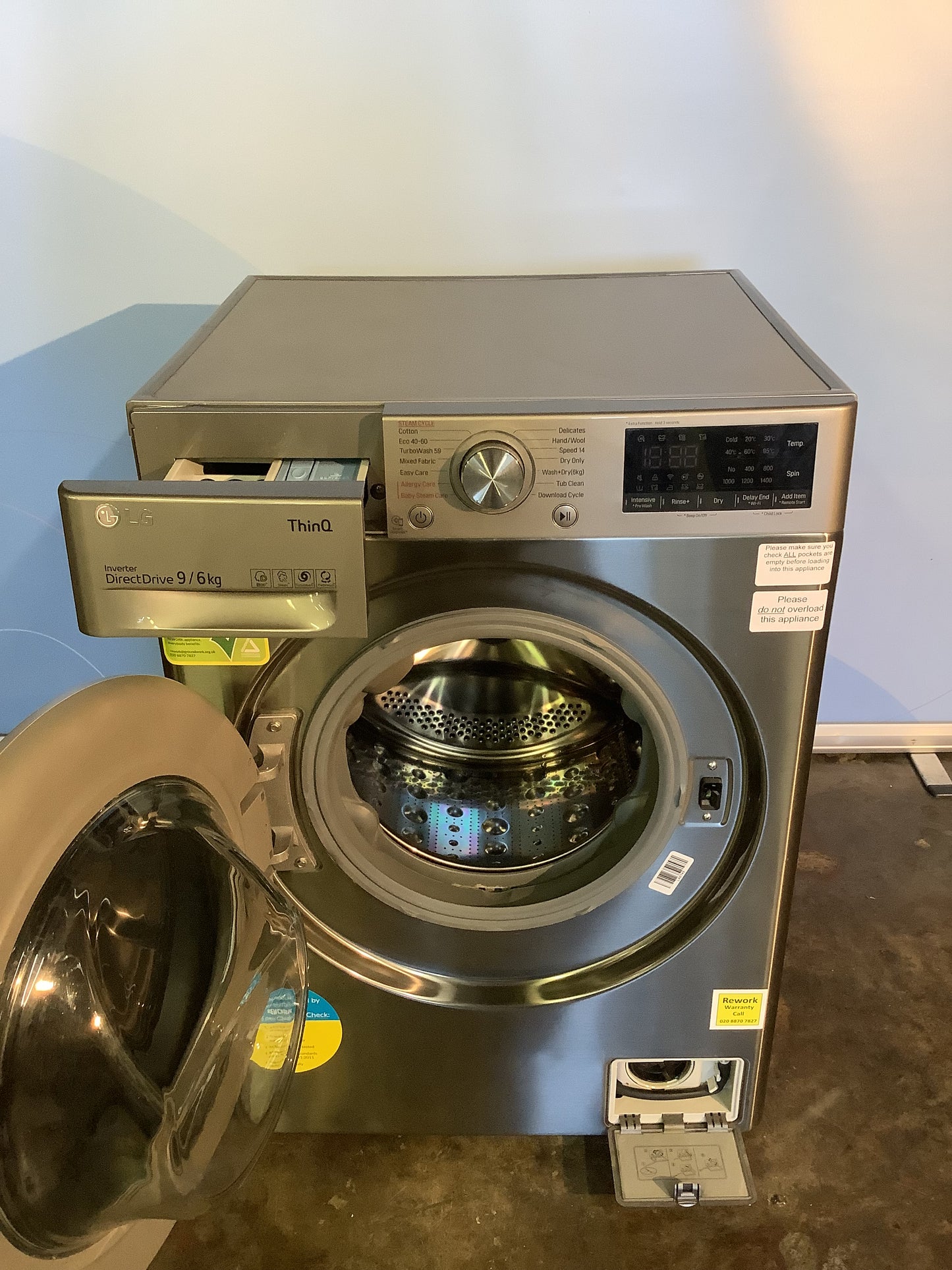 LG 9kg/6kg Washer Dryer FWV796STSE ( WiFi Enabled ) L48749