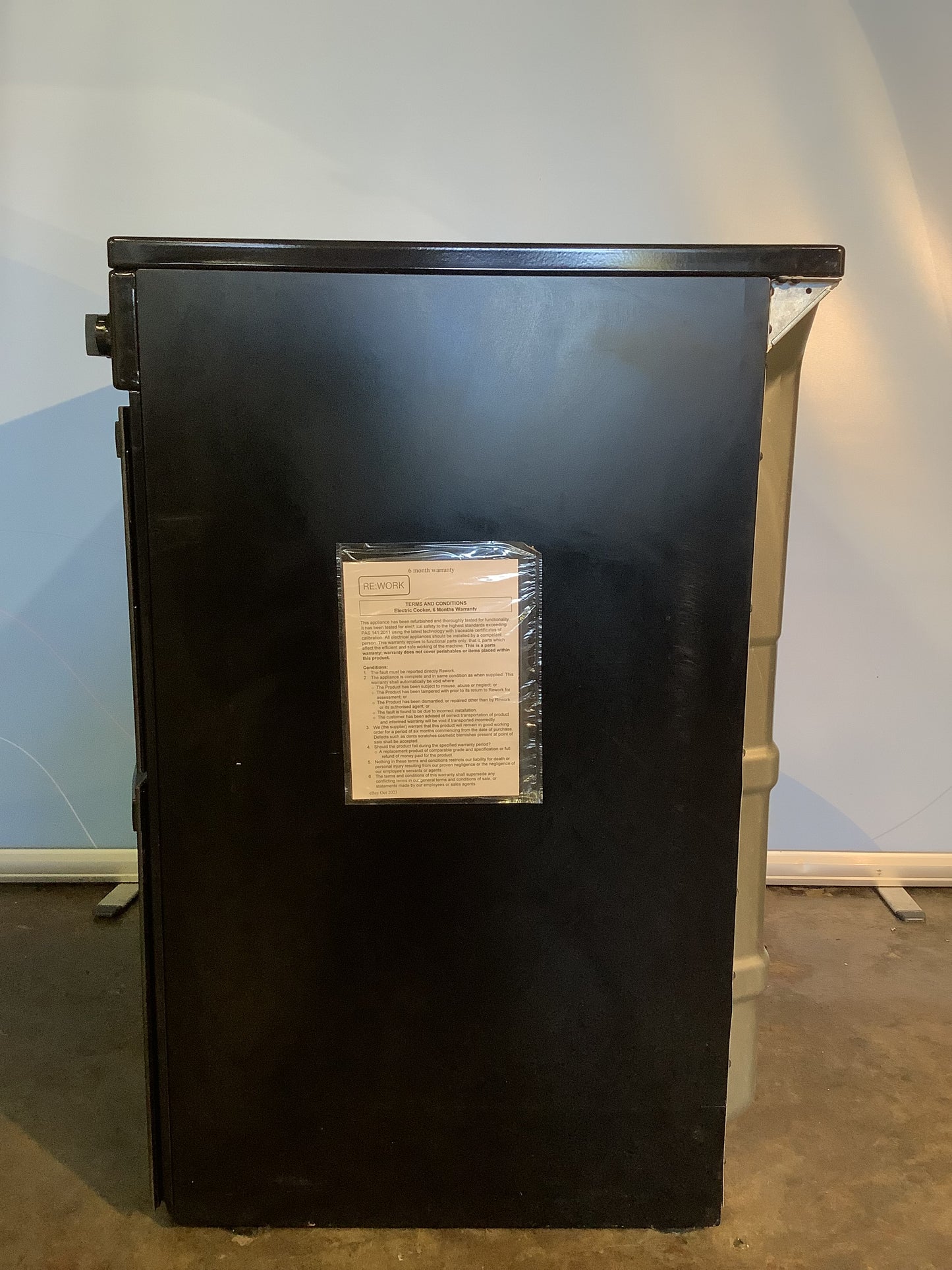 Indesit Electric Cooker ID67V9KMB L48768