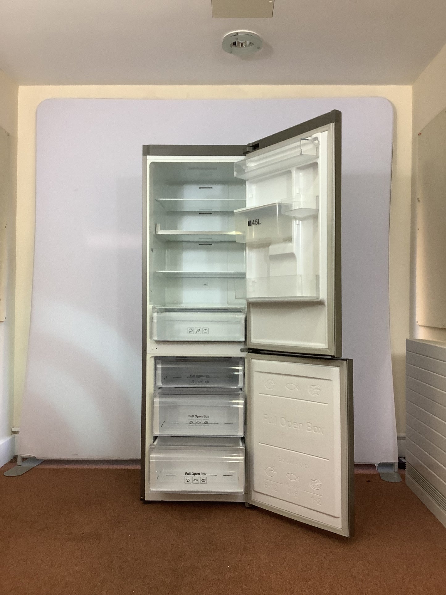 Samsung Fridge Freezer RB31FDRNDSA L49639