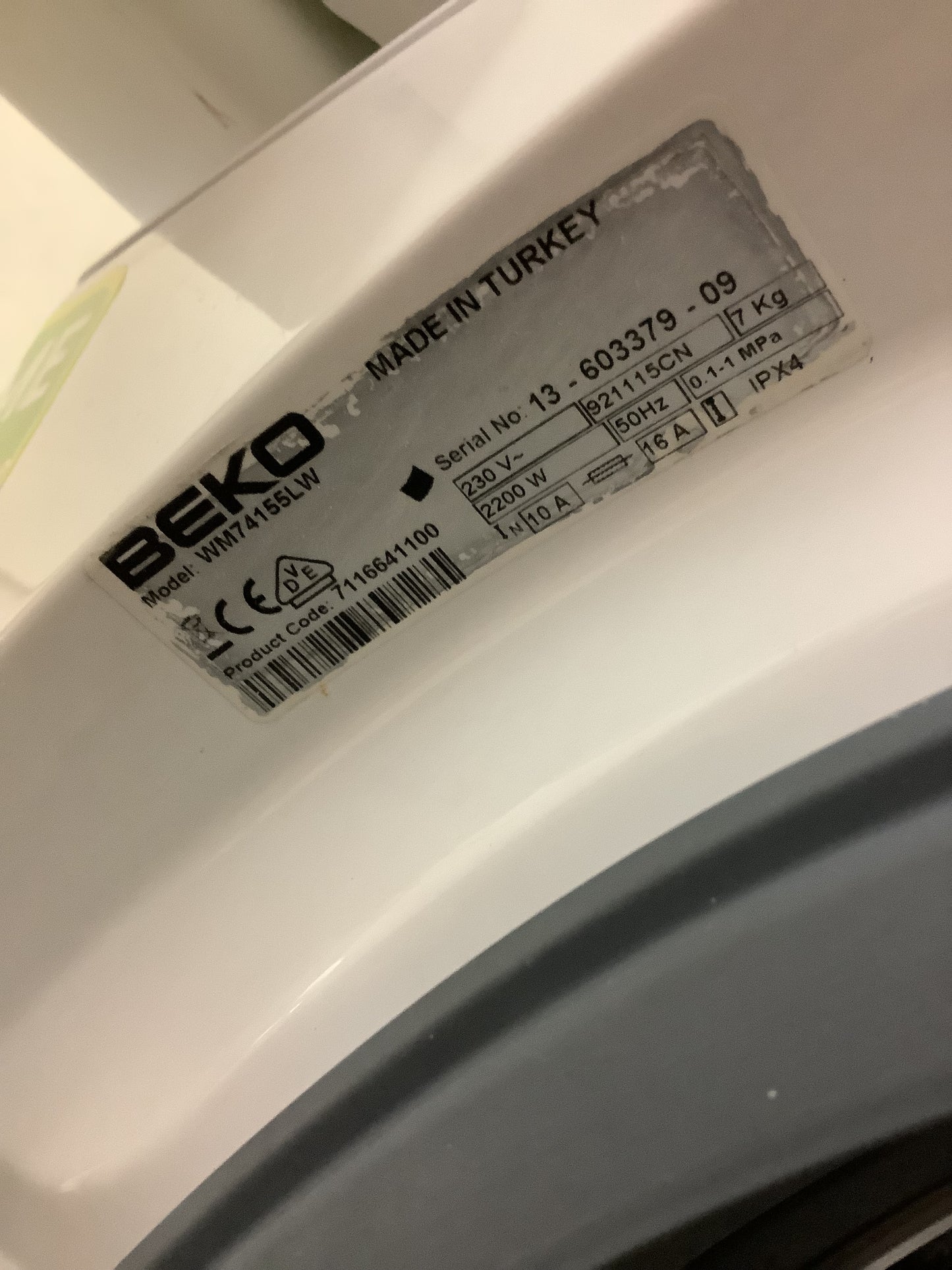 Beko 7kg Washing Machine WM94145W L48405