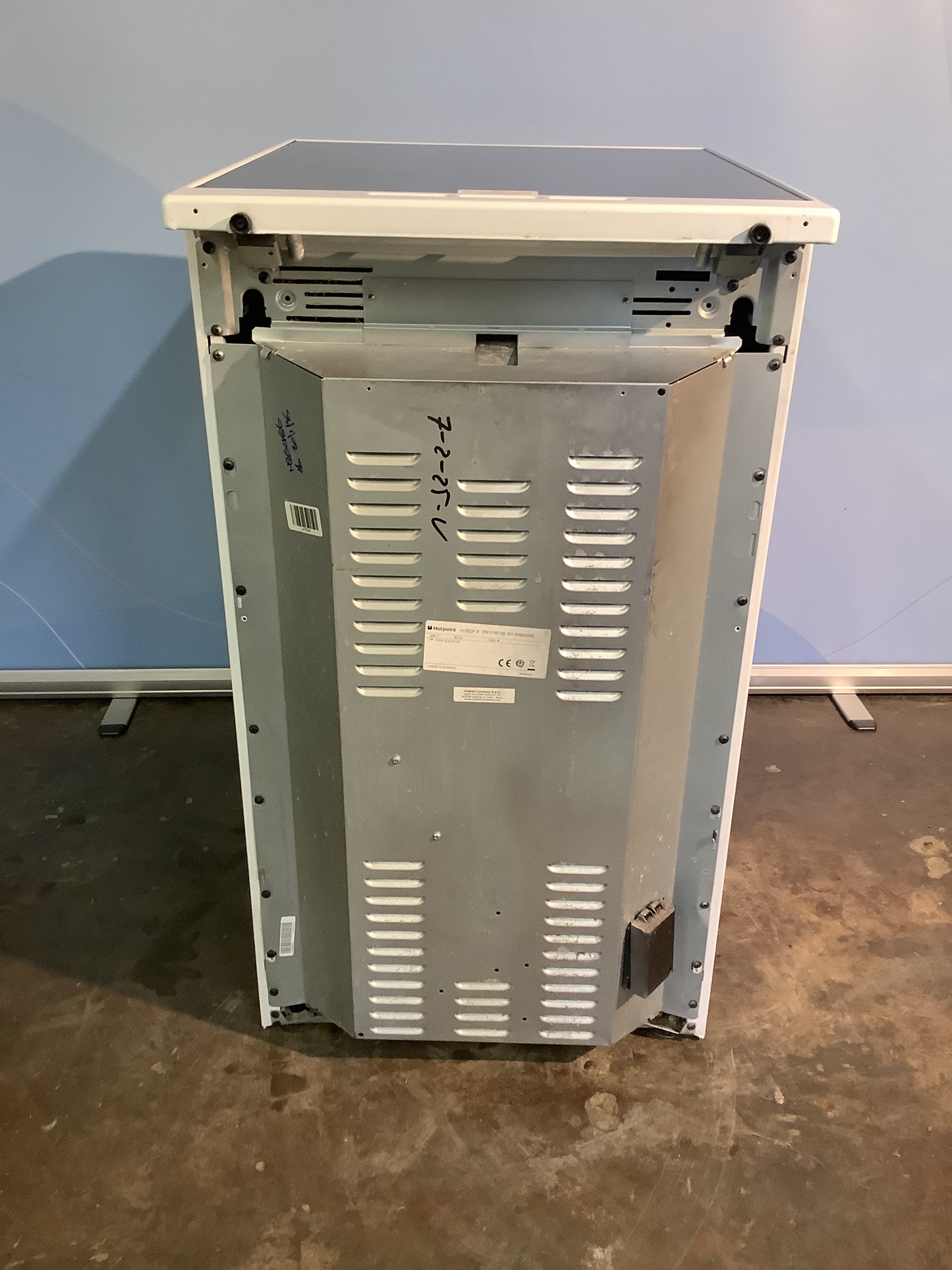 Hotpoint Electric Cooker HUE52P S L47546