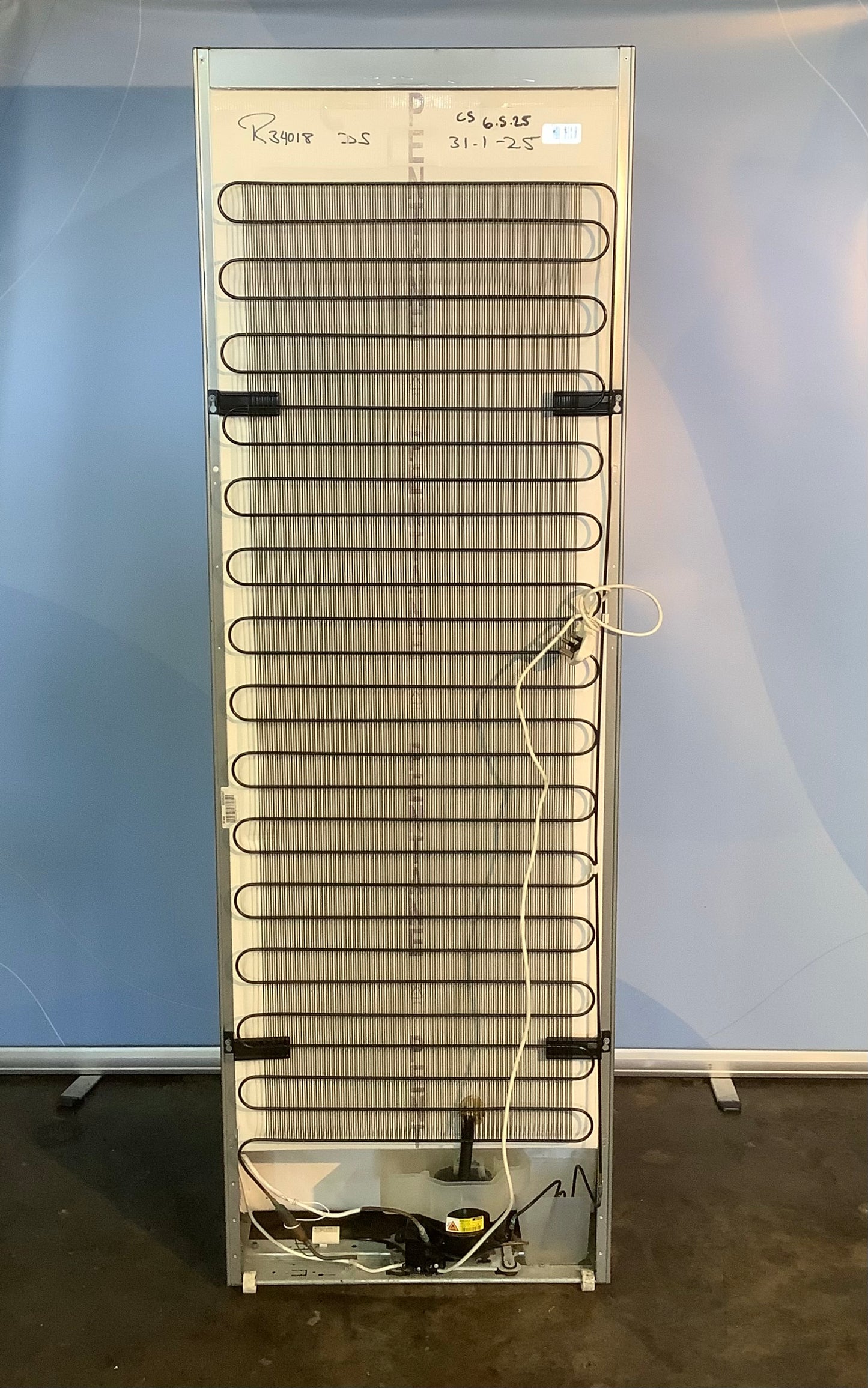 AEG Freestanding Fridge S74010XO L48670