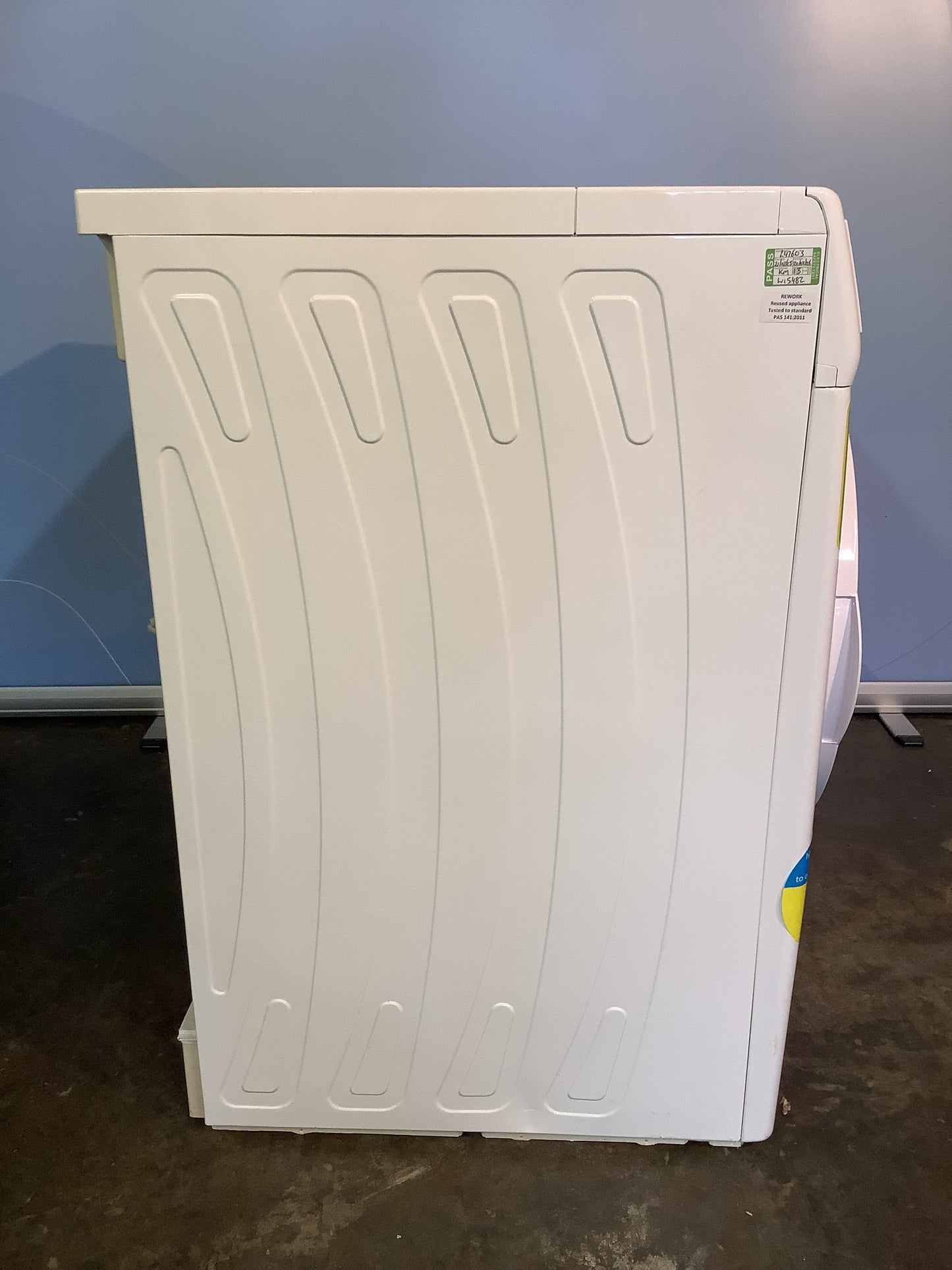 Logik Tumble Dryer LCDW23 L47603
