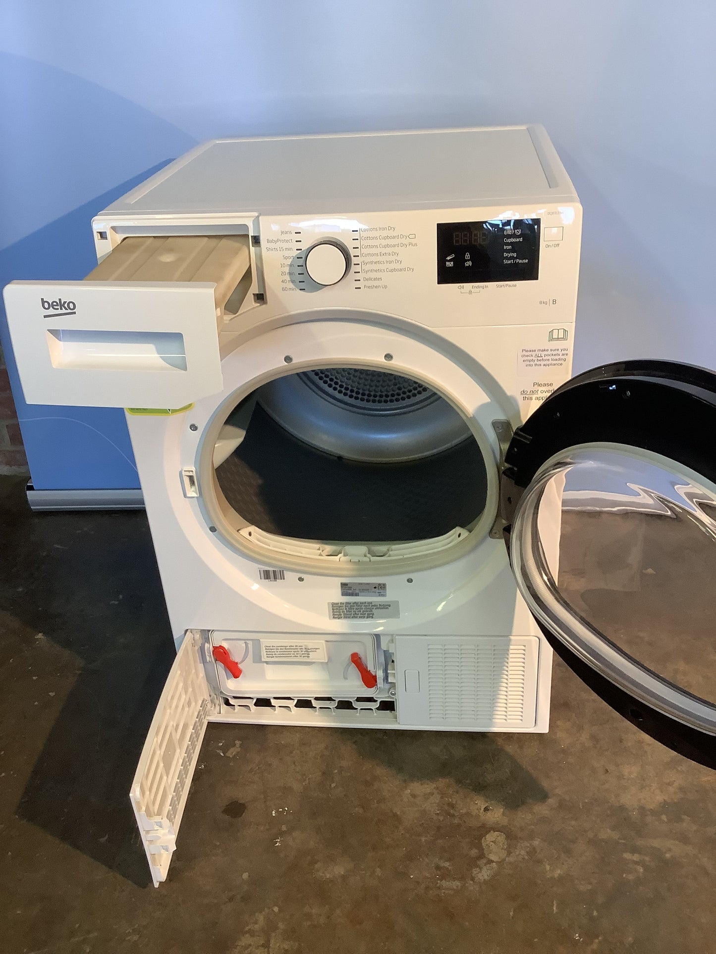 Beko 8kg Tumble Dryer DCJ83133W L48388