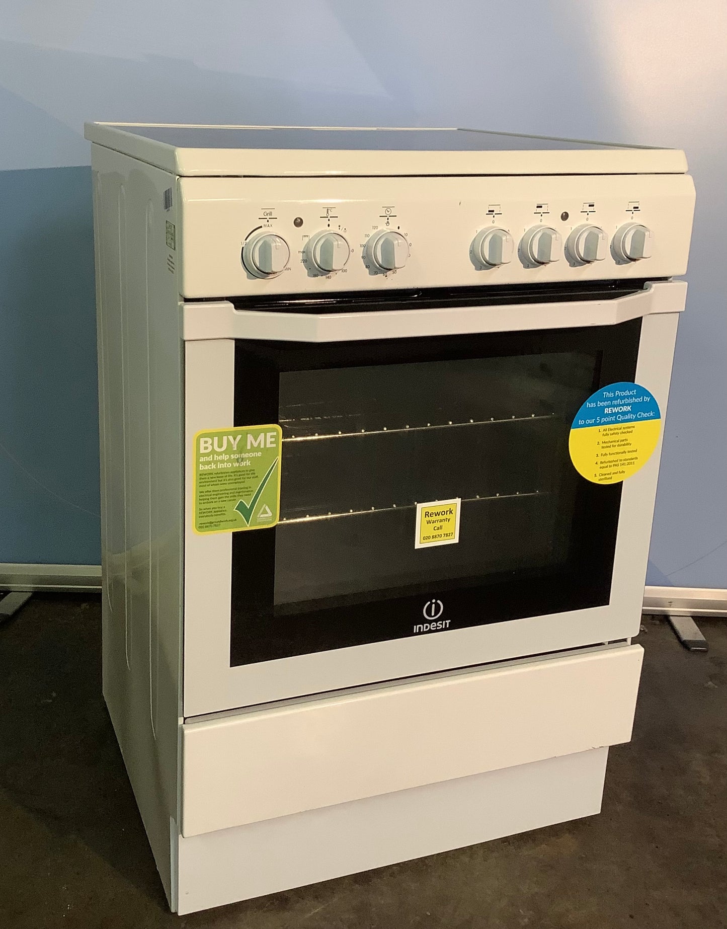 Indesit Electric Cooker I6VV2AW/UK L48878