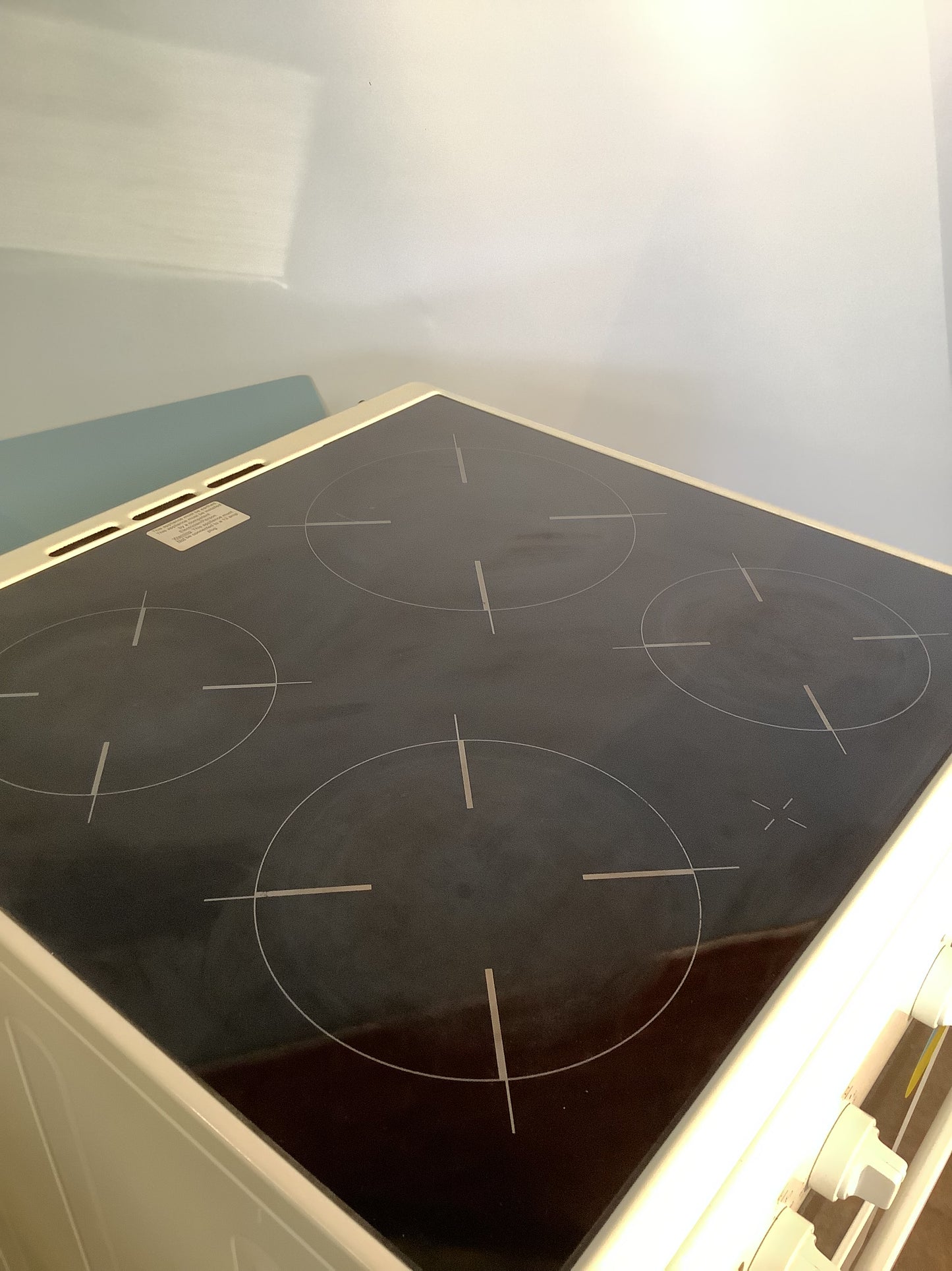 Indesit Electric Cooker I6VV2AW/UK L48878