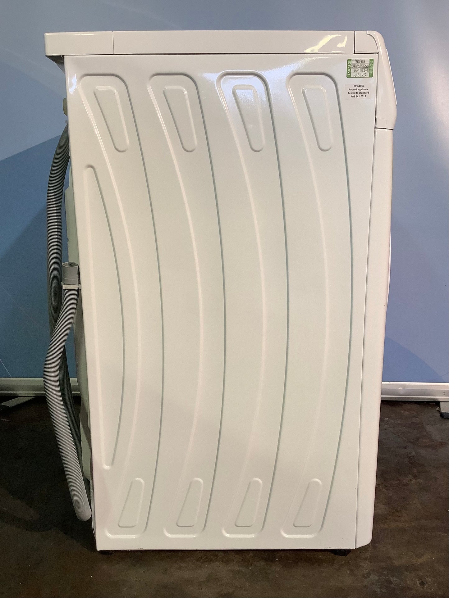 Logik 8kg Washing Machine L814WM20 L48981