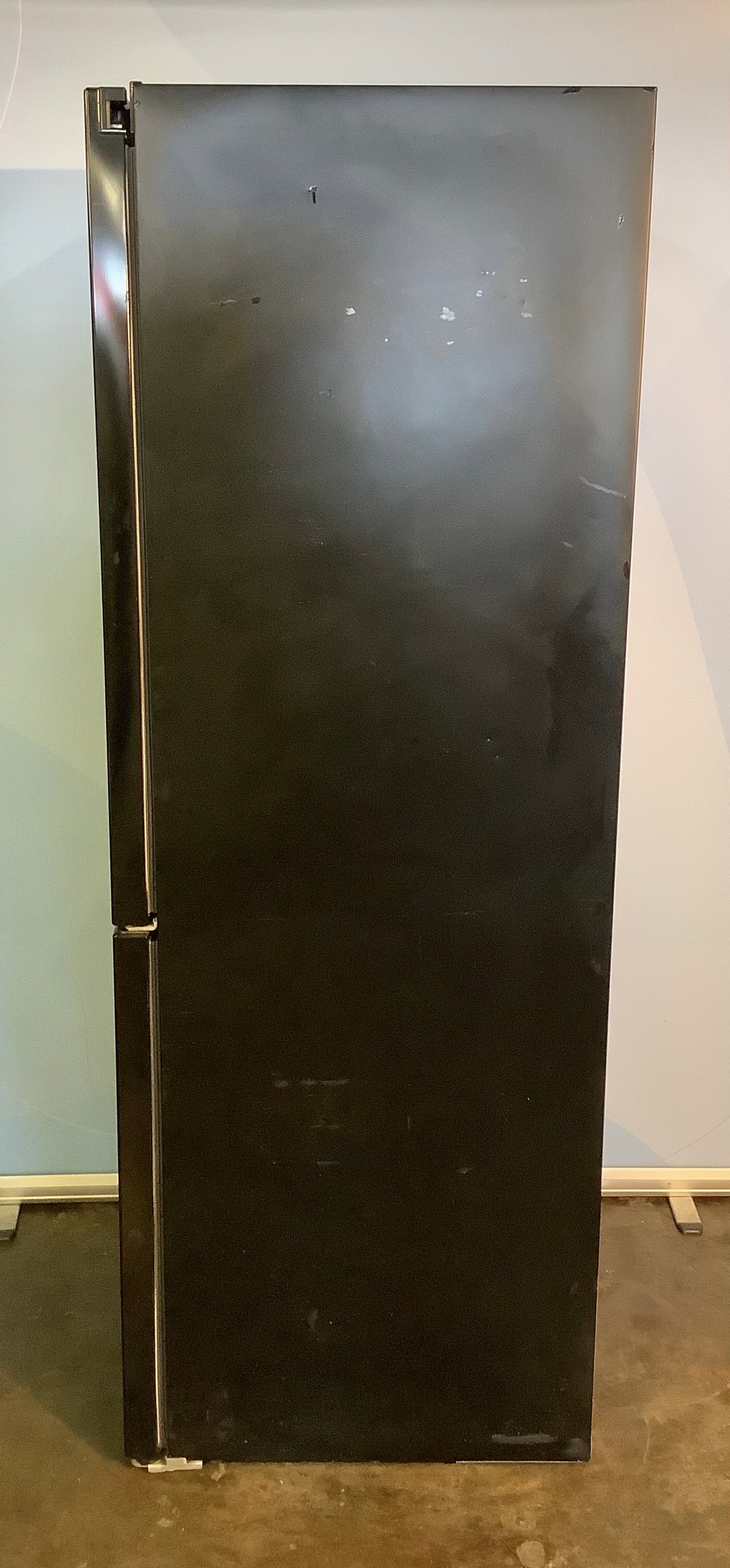 Samsung Fridge Freezer RB29FWJNDBC L48397