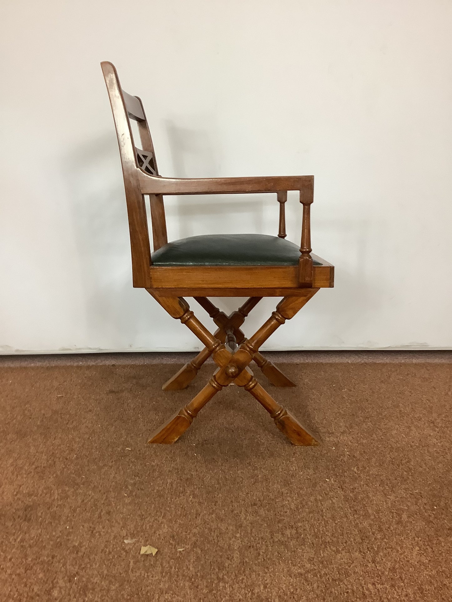 X Frame Campaigne Style Chair F27501