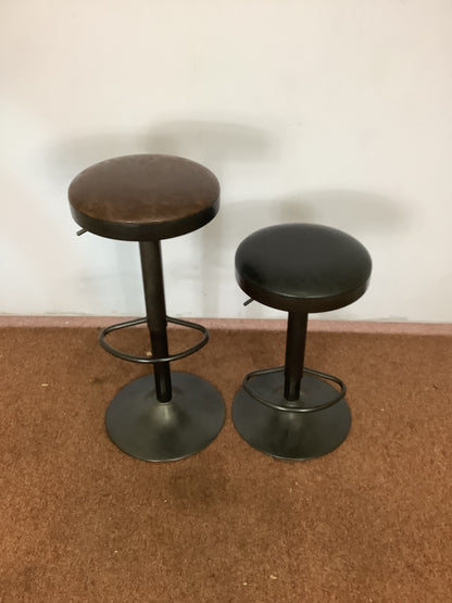 DUNELM 2 x Adjustable Height Bar Stools F27505