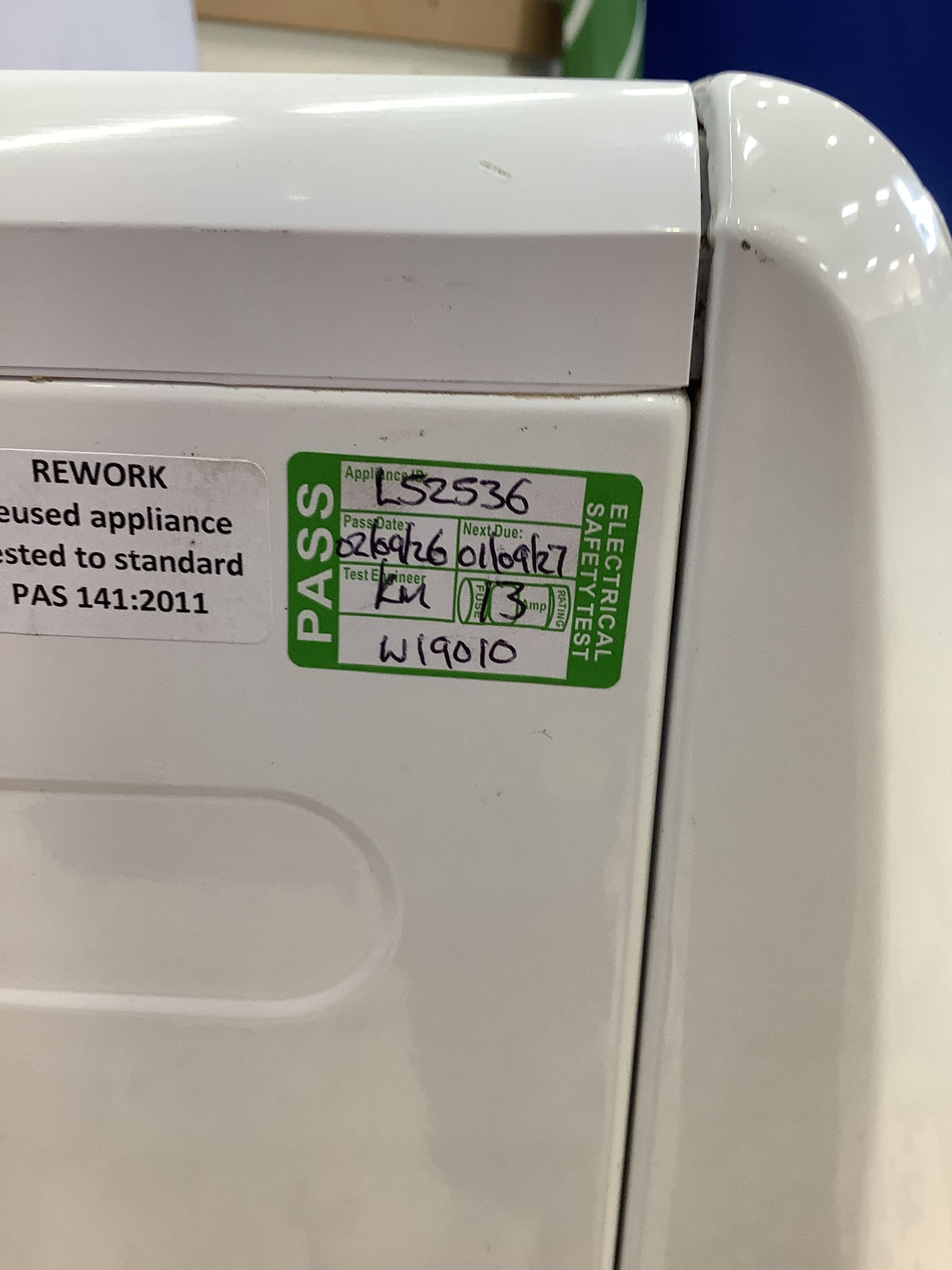 Zanussi 8kg Condenser Tumble Dryer ZDC8203WR L52536