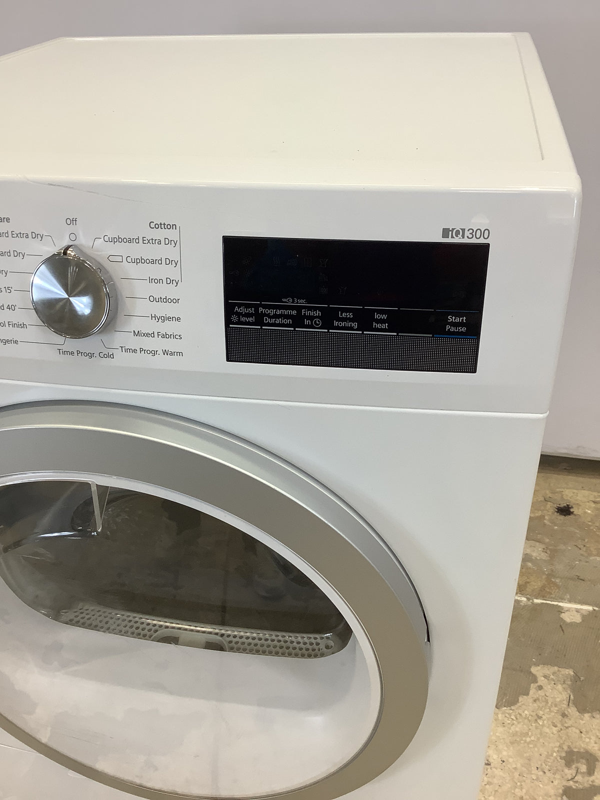 Siemens 8kg Condenser Tumble Dryer WT45N201GB/03 L52543