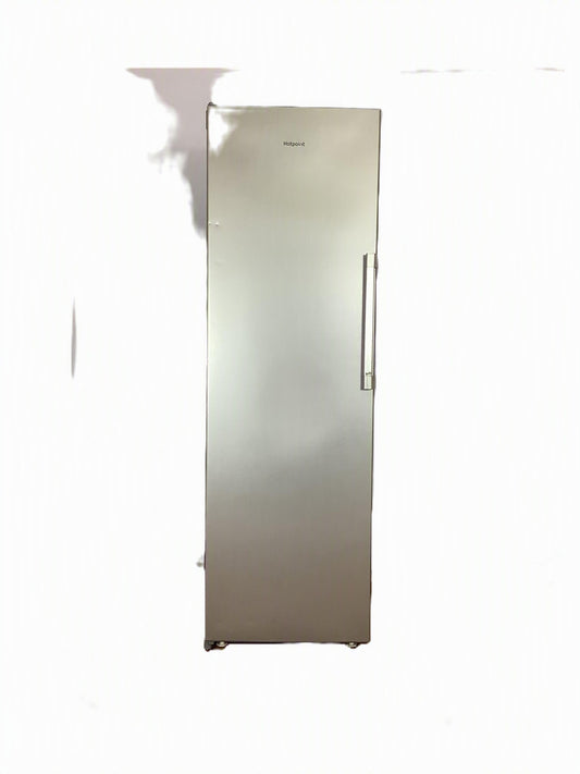 Hotpoint Freestanding Freezer UH8F1CGUK1 L52640