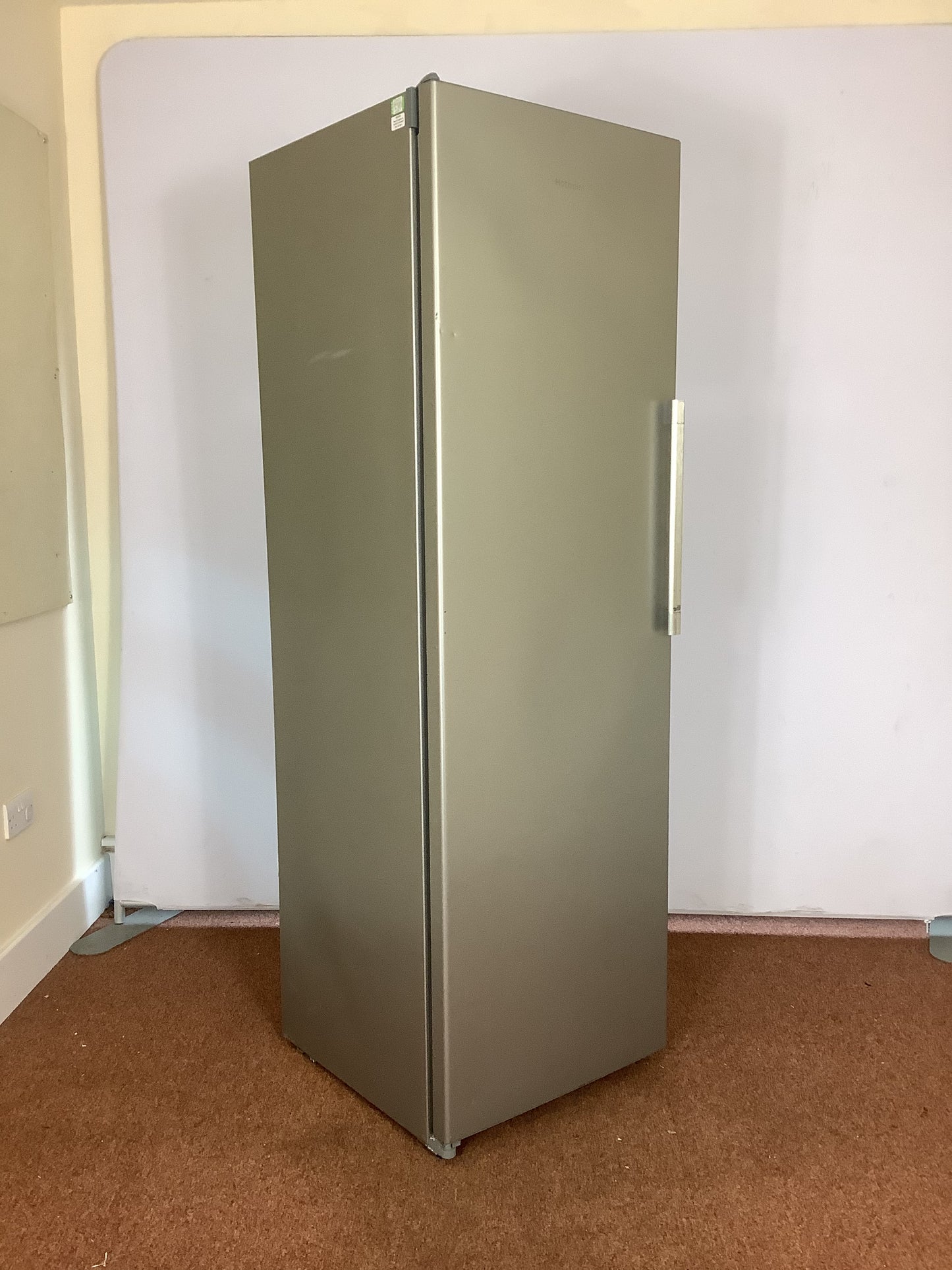 Hotpoint Freestanding Freezer UH8F1CGUK1 L52640