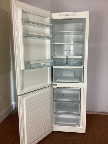 Bosch Fridge Freezer KGN36VW35G L52645