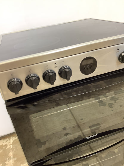 Indesit 60cm Double Oven & Grill Electric Cooker ID67V9HCX/UK L53277