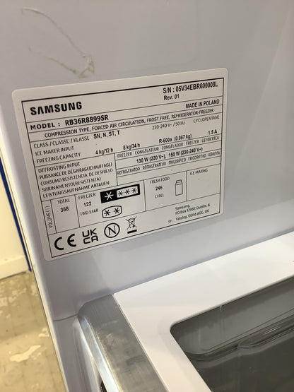 Samsung Fridge Freezer RB36R8899SR L53500