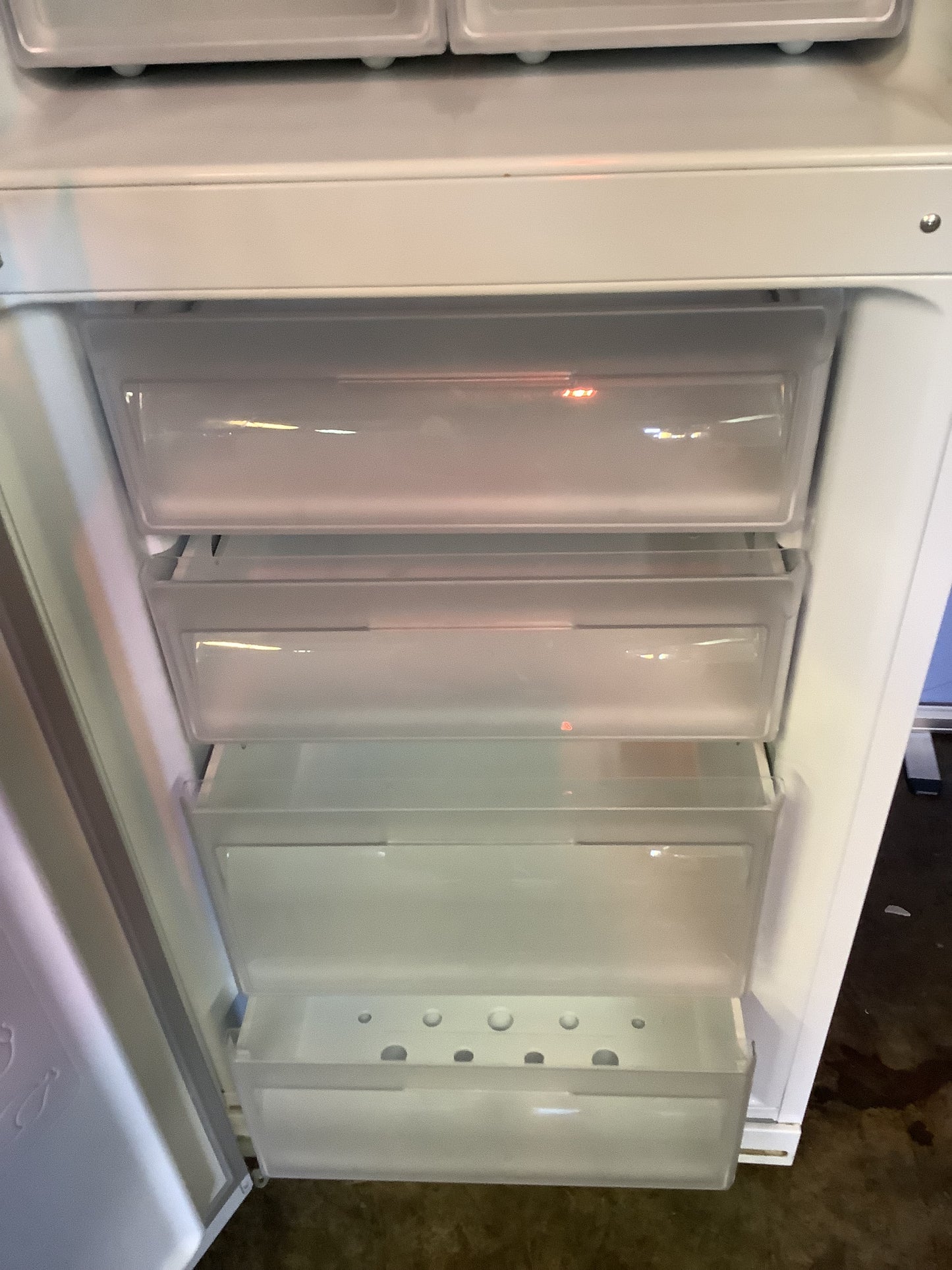 Hotpoint Fridge Freezer FUFL2010 L48067