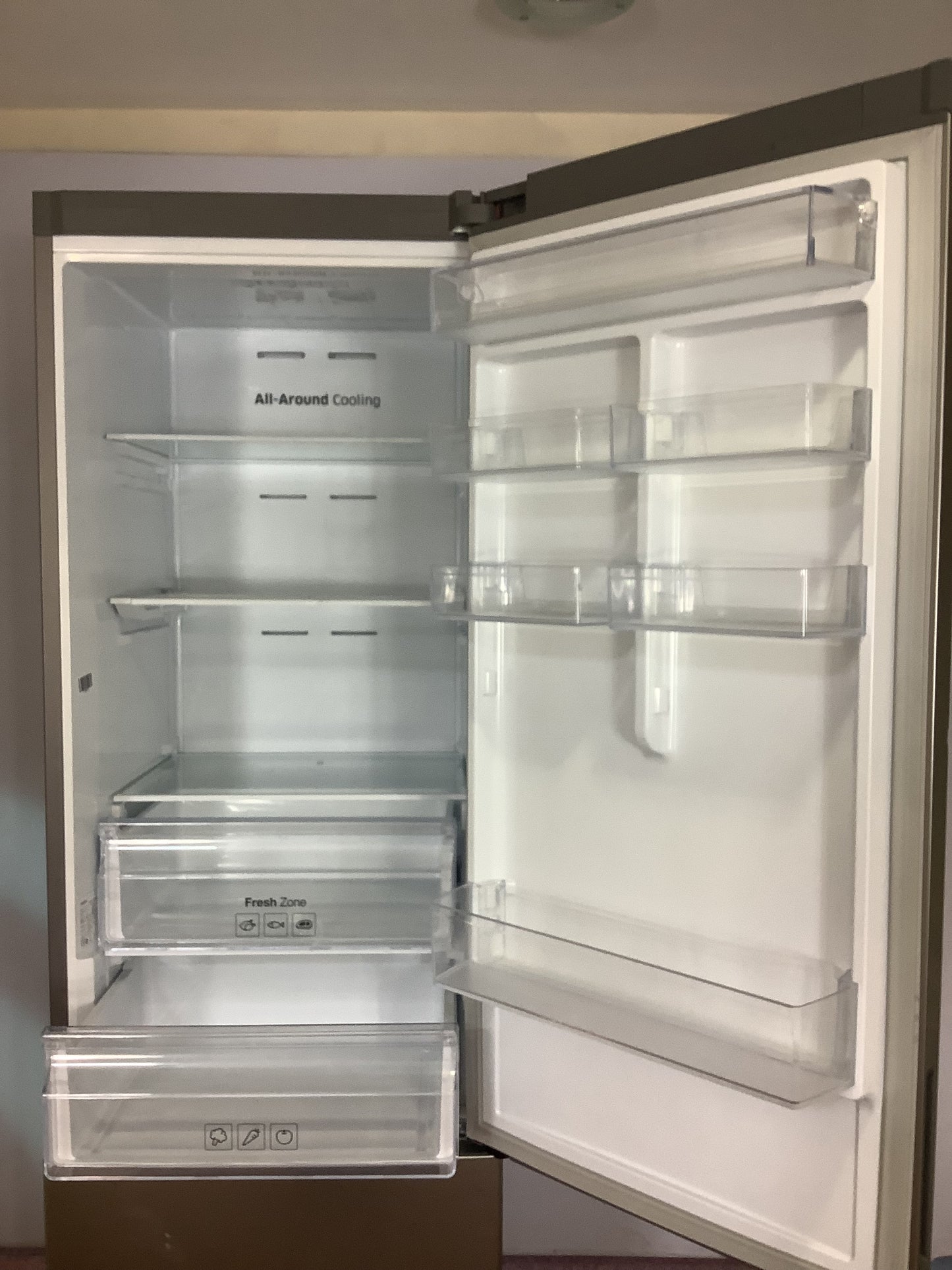 Samsung Fridge Freezer RB37J5230SL L49577