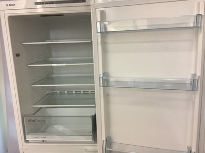 Bosch Fridge Freezer KGV33UW30G L49529