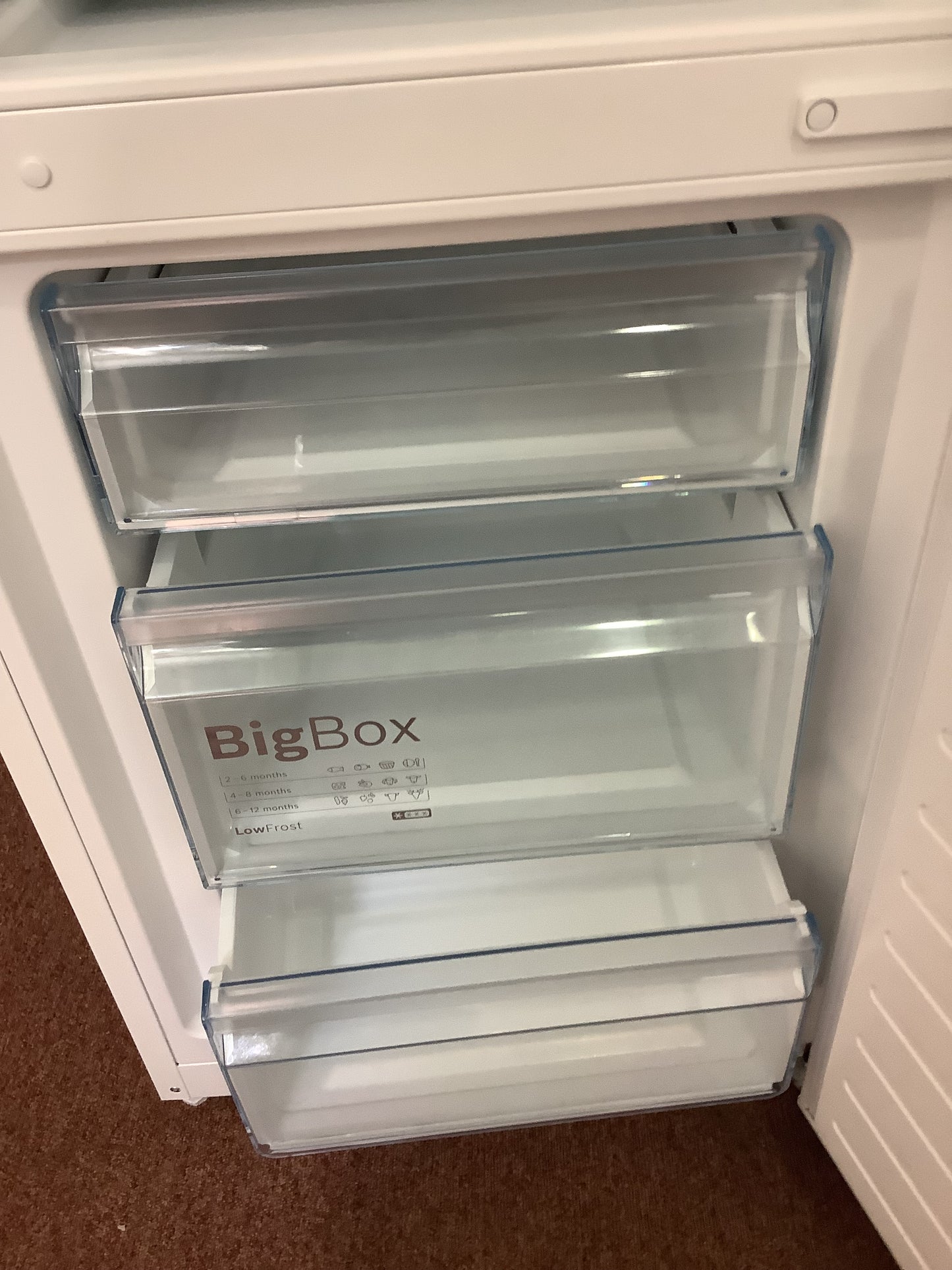 Bosch Fridge Freezer KGV33UW30G L49529