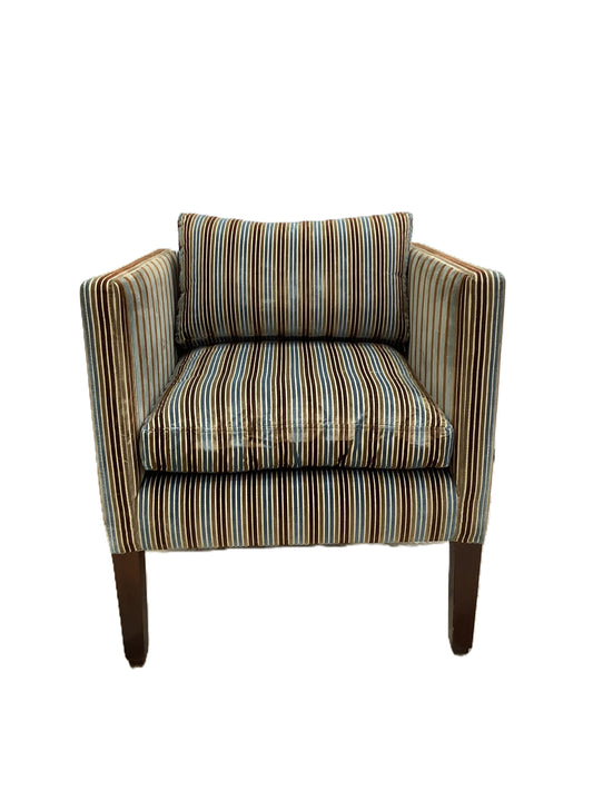 Striped Tufted Armchair. F27655