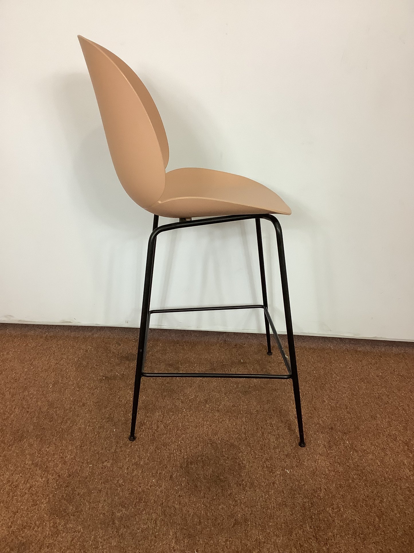 3 x Gam Fratesi GUBI Beetle Bar Stool,{naked pink } Shell F27165