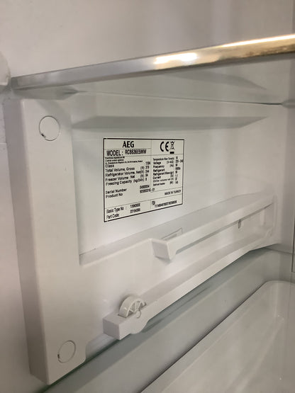 AEG Fridge Freezer RCB636E5MW L49403