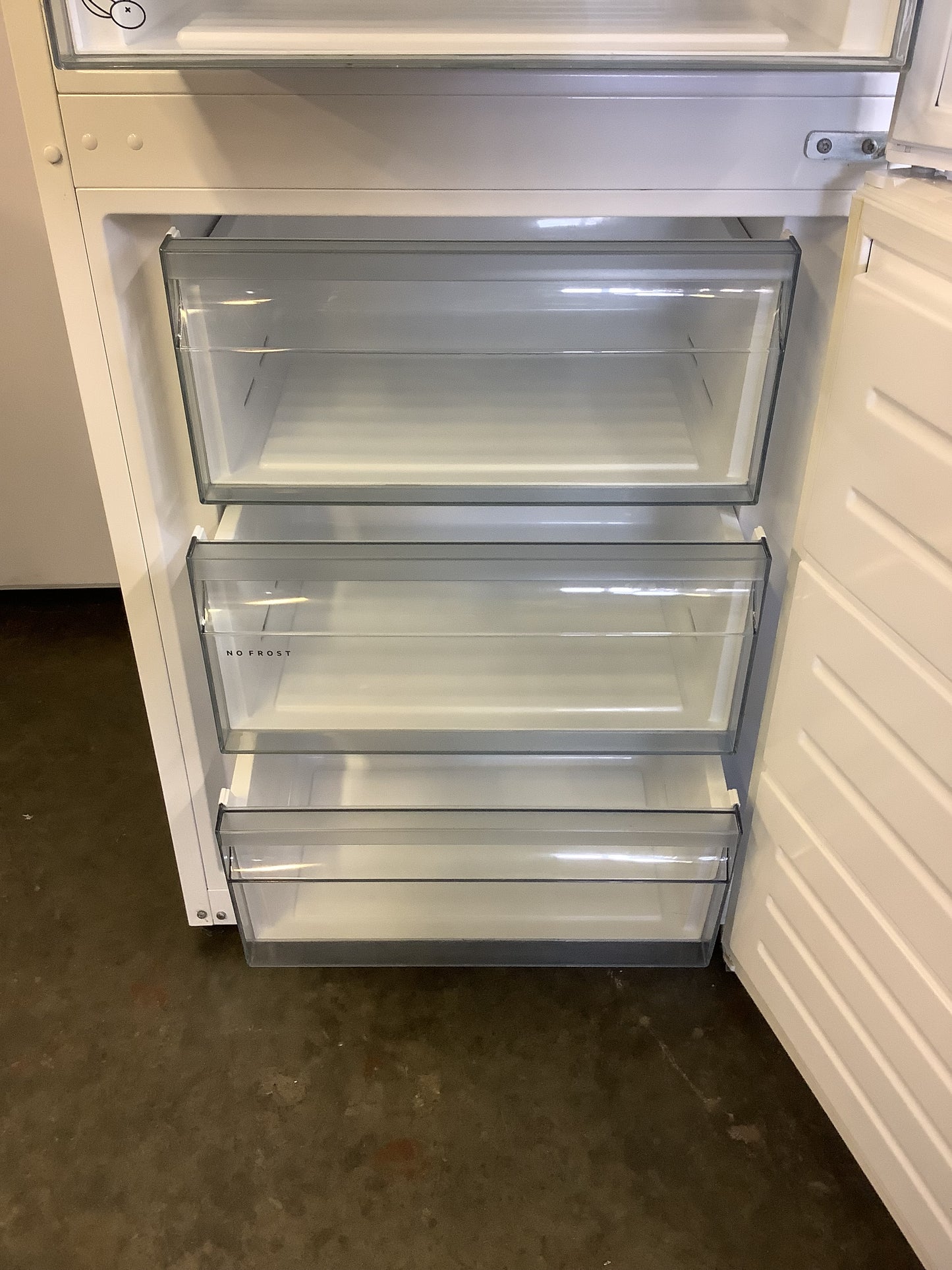 AEG Fridge Freezer RCB636E5MW L49403