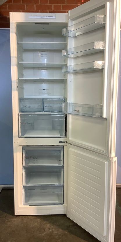 Bosch Fridge Freezer KGN39VW35G L47910