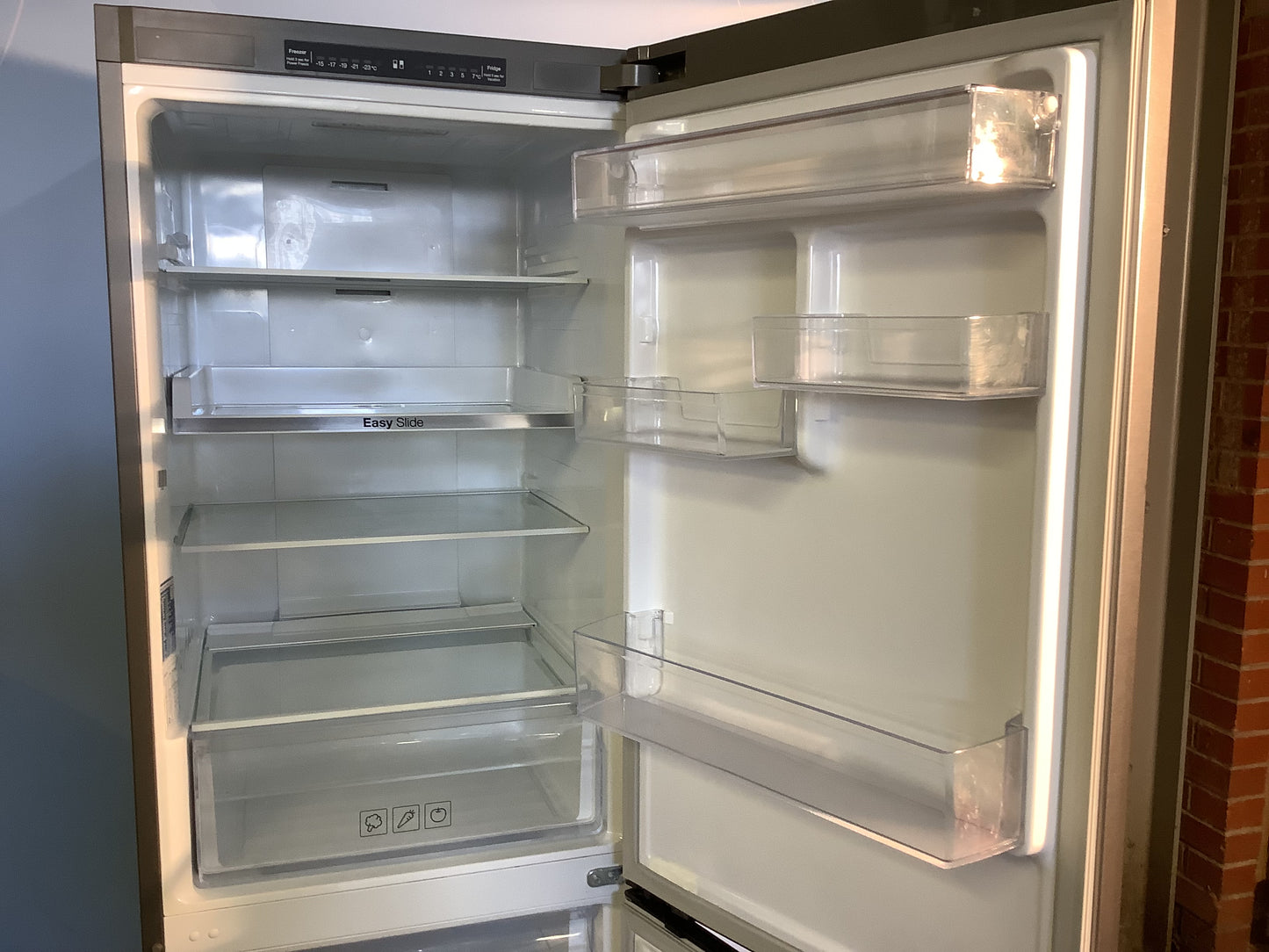 Samsung Fridge Freezer RB29FSRNDSA L47889