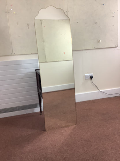 Oliver Bonas Scallop {GOLD} Full Length Mirror F27408