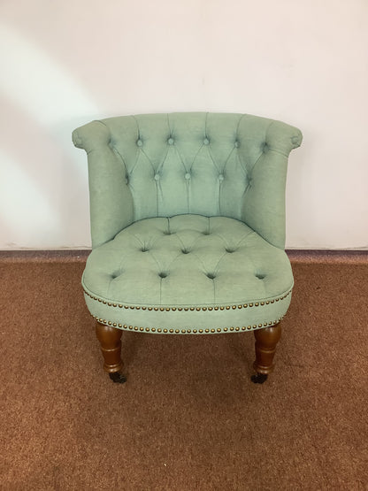 {Bouji} Light Green Tufted Back Slipper / Cocktail Chair F27414