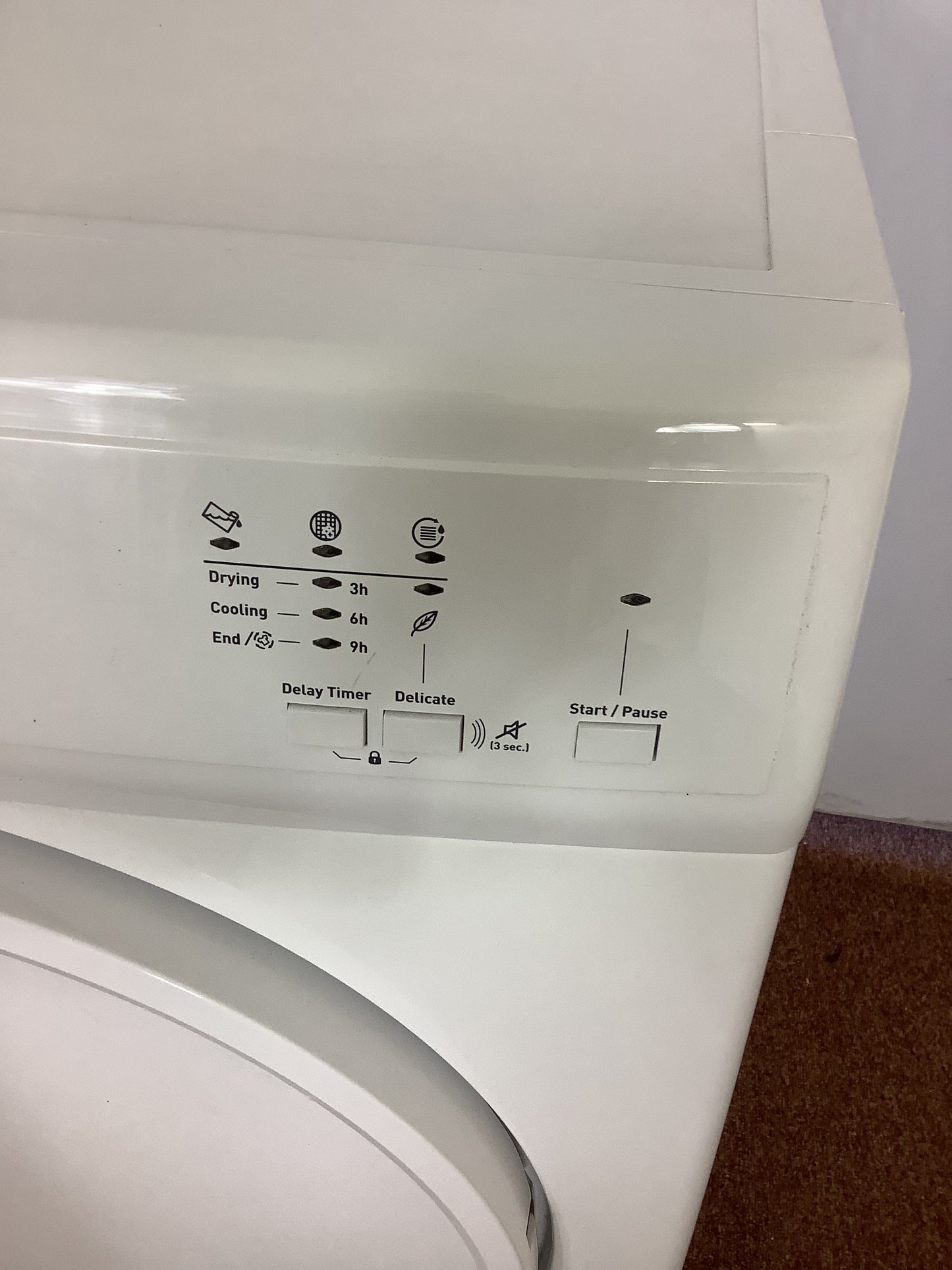 Logik 9kg Tumble Dryer LCD9W23 L52525